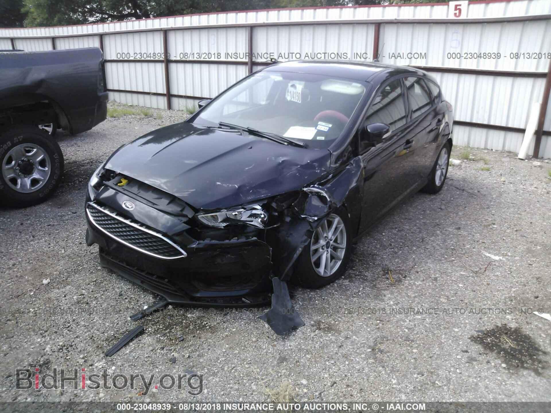 2015 Ford Focus - VIN: 1FADP3K24FL223961 - Photo 2