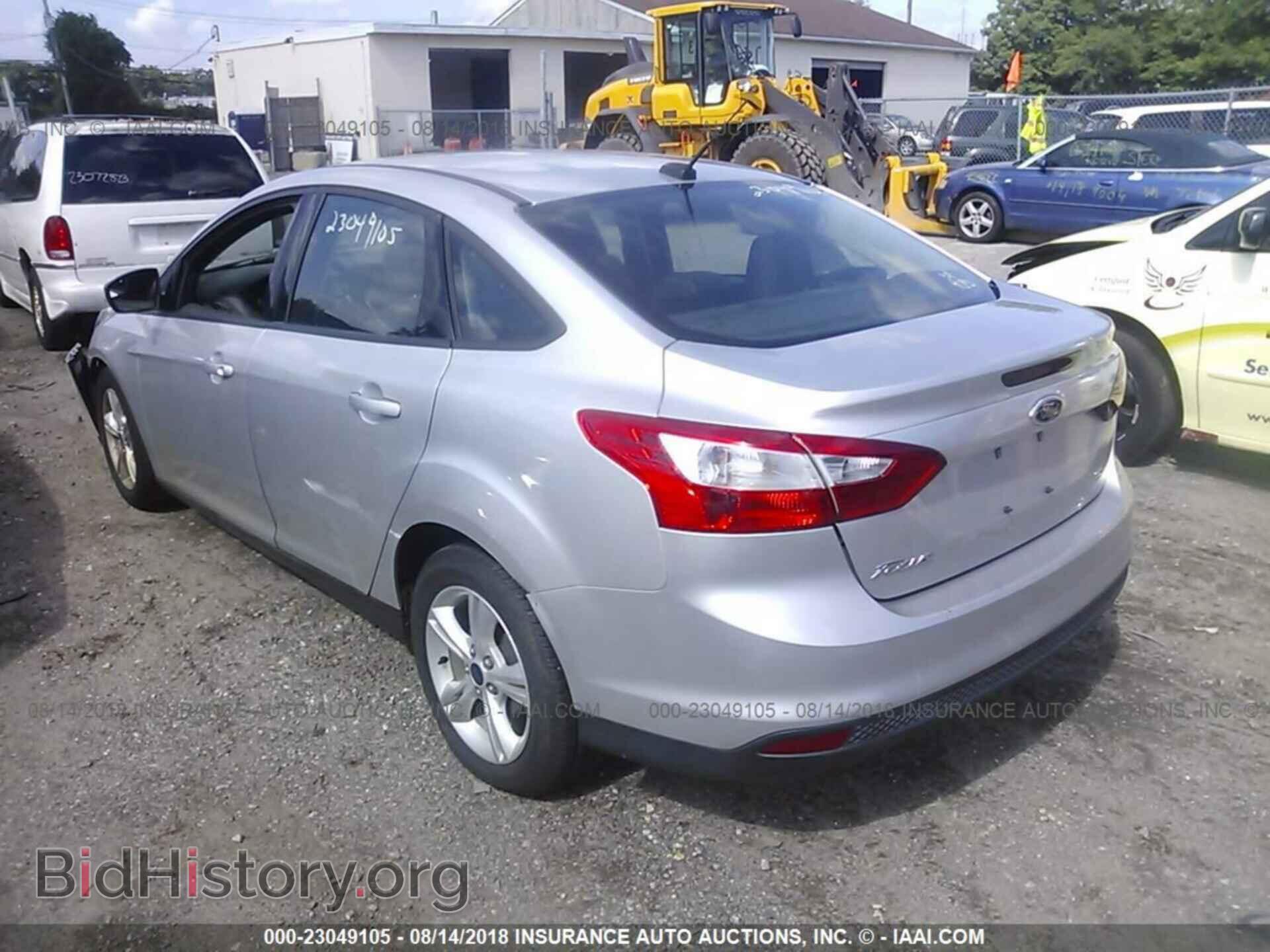 2014 Ford Focus - VIN: 1FADP3F20EL435152 - Фото 3