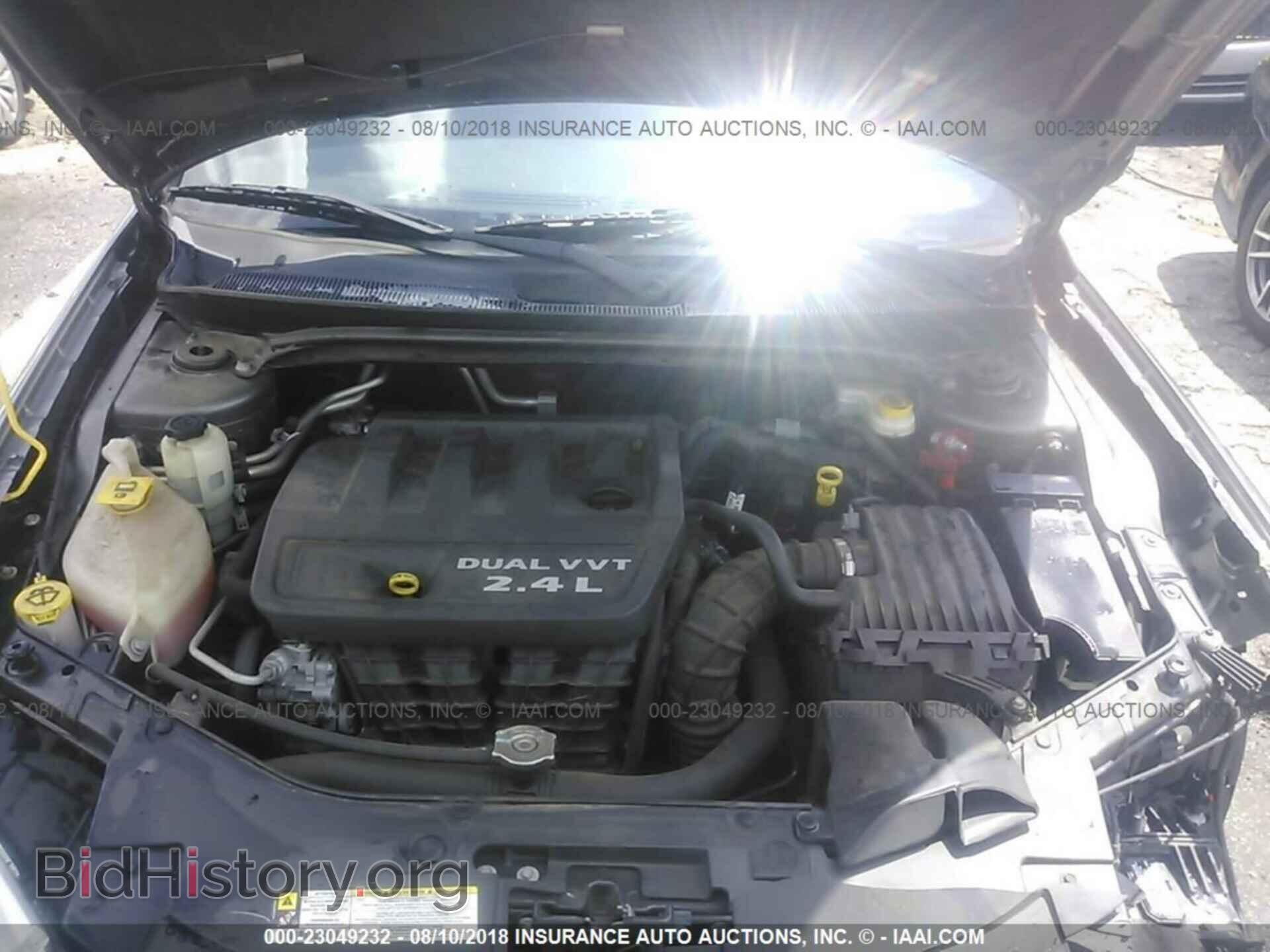 2012 Chrysler 200 - VIN: 1C3CCBAB0CN273435 - Фото 10