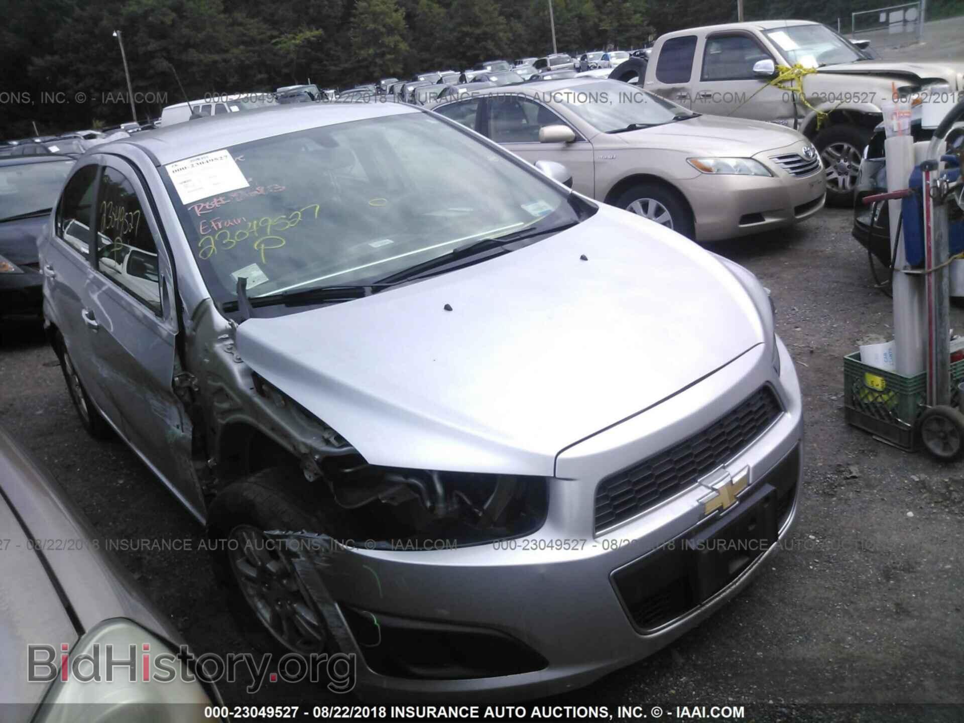 Фотография 1G1JC5SG2F4217465 - Chevrolet Sonic 2015