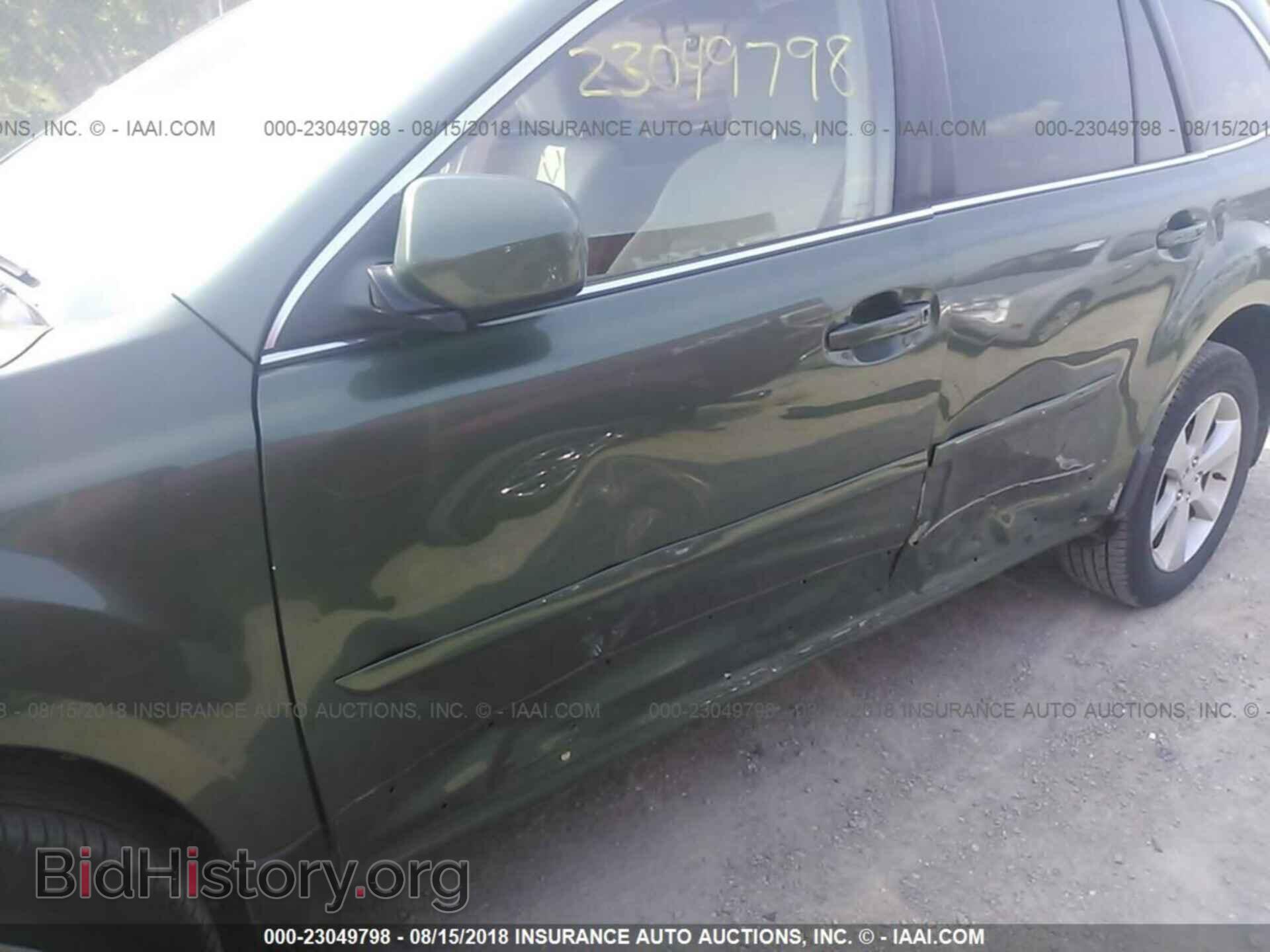 2013 Subaru Outback - VIN: 4S4BRBCC3D3207093 - Photo 6