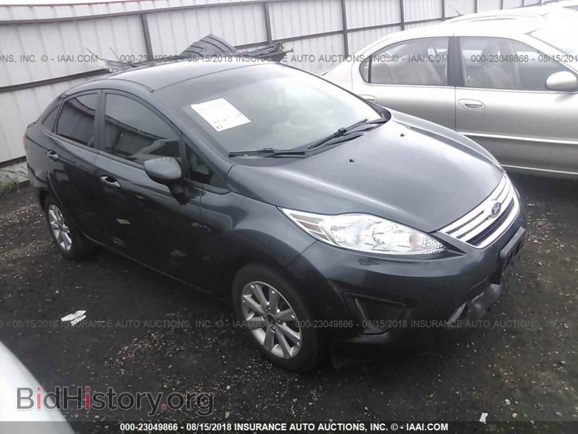 Фотография 3FADP4BJ5BM181581 - Ford Fiesta 2011