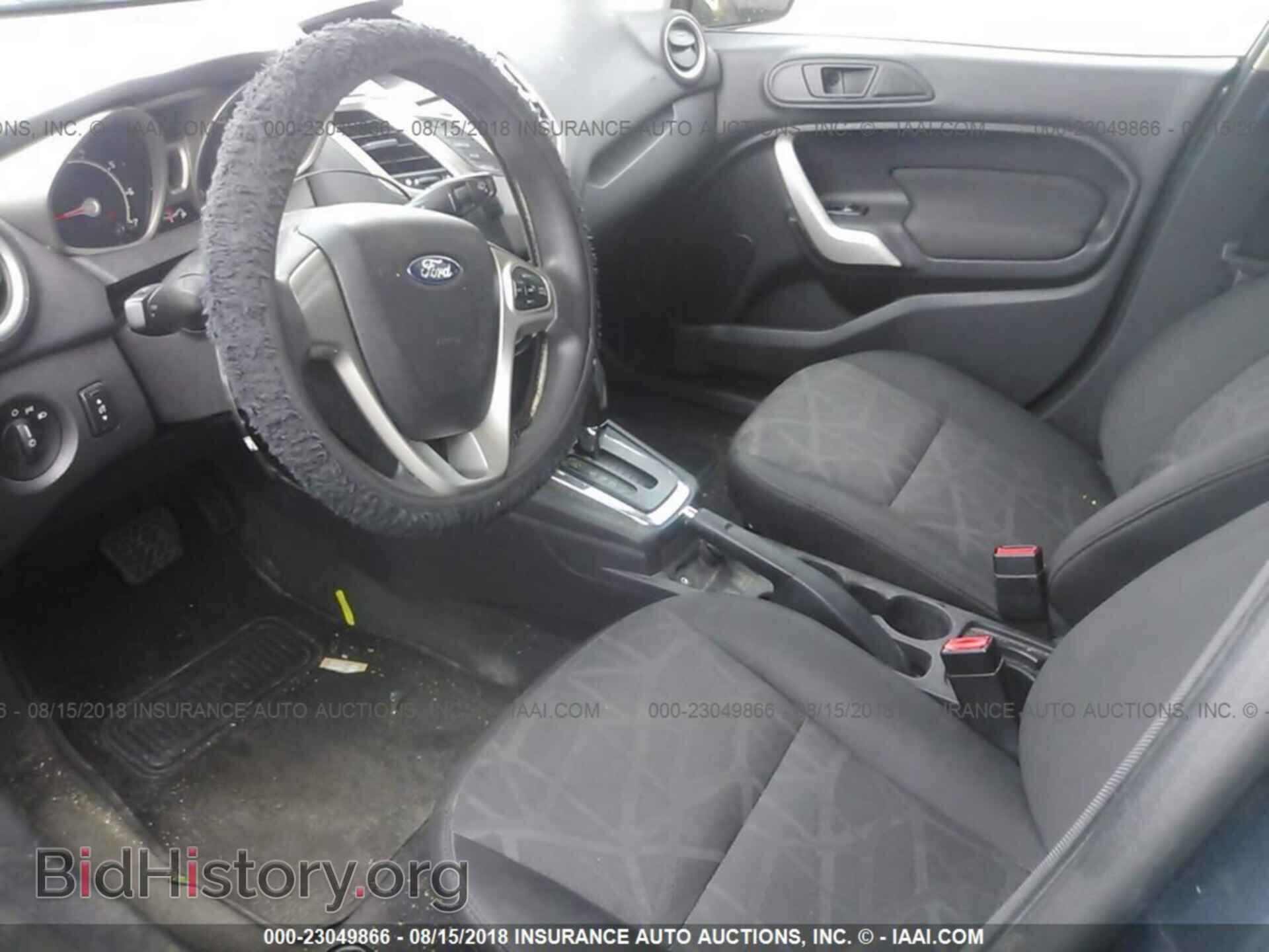 2011 Ford Fiesta - VIN: 3FADP4BJ5BM181581 - Фото 5