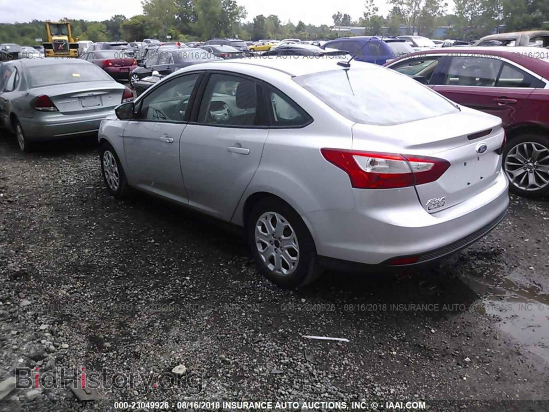 2012 Ford Focus - VIN: 1FAHP3F29CL196845 - Фото 3