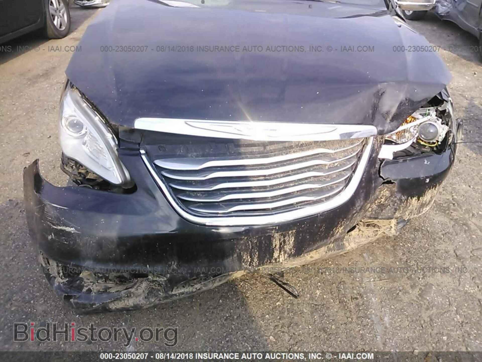 2011 Chrysler 200 - VIN: 1C3BC2FB8BN519554 - Photo 6