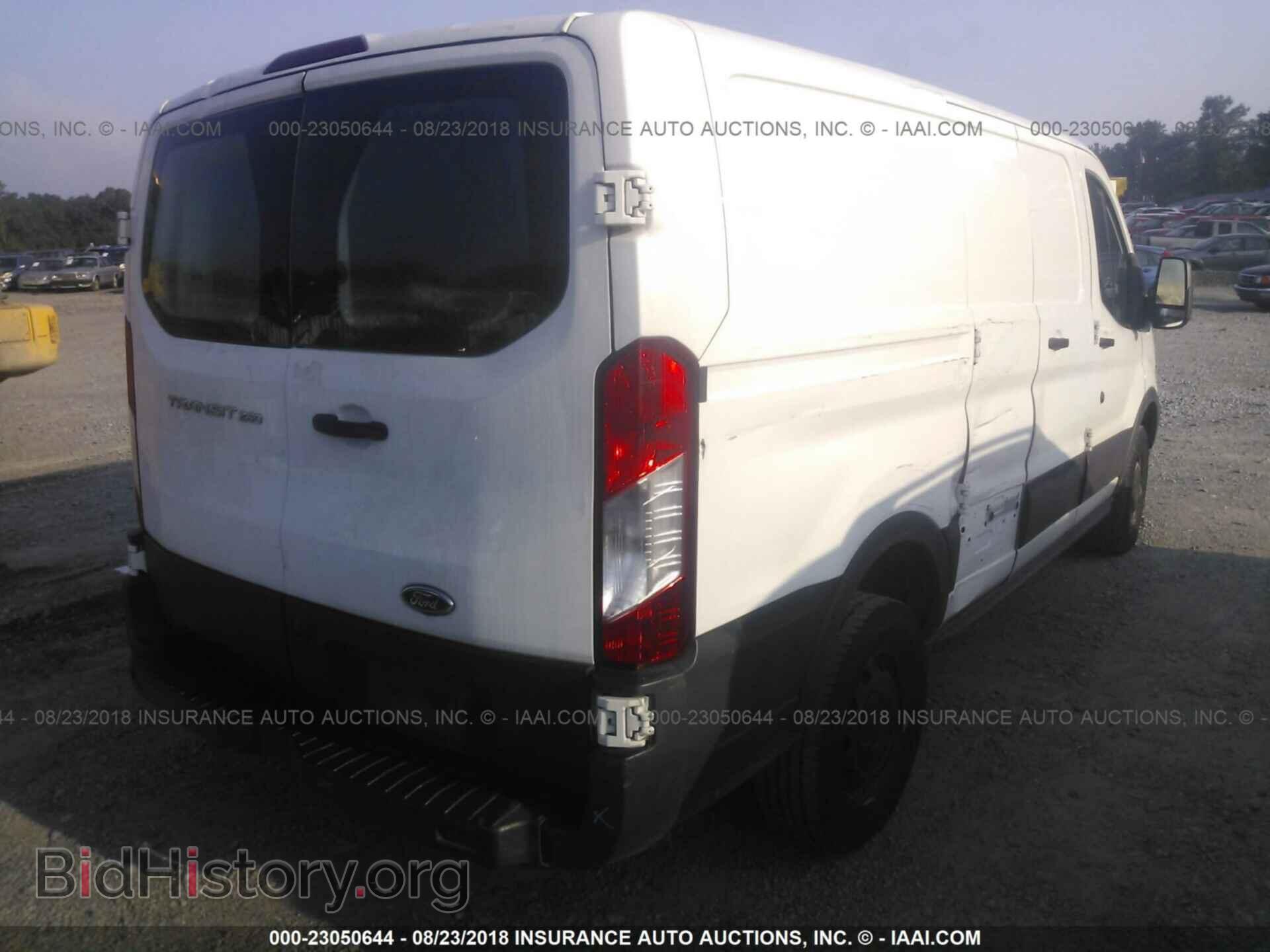2017 Ford Transit - VIN: 1FTYR1ZM3HKA21297 - Фото 4