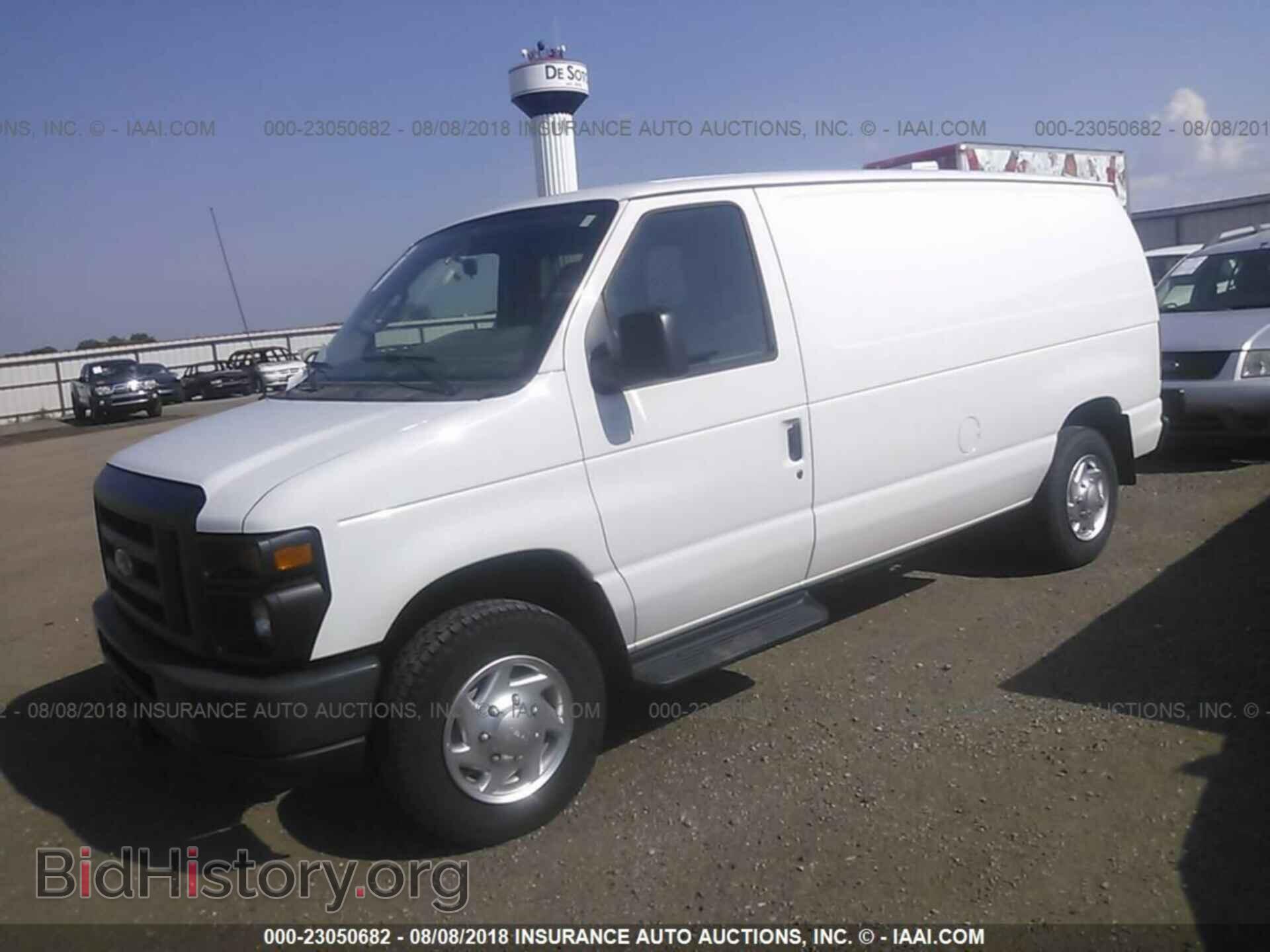 2012 Ford Econoline - VIN: 1FTNE1EW7CDA43418 - Фото 2