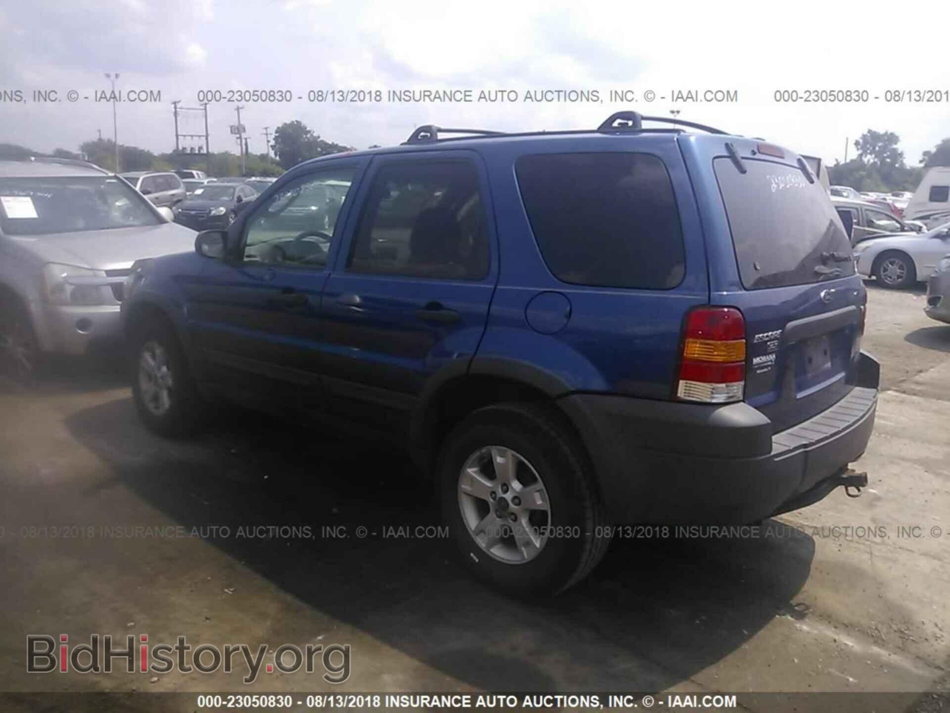 2007 FORD ESCAPE - VIN: 1FMYU03107KB04672 - Фото 3