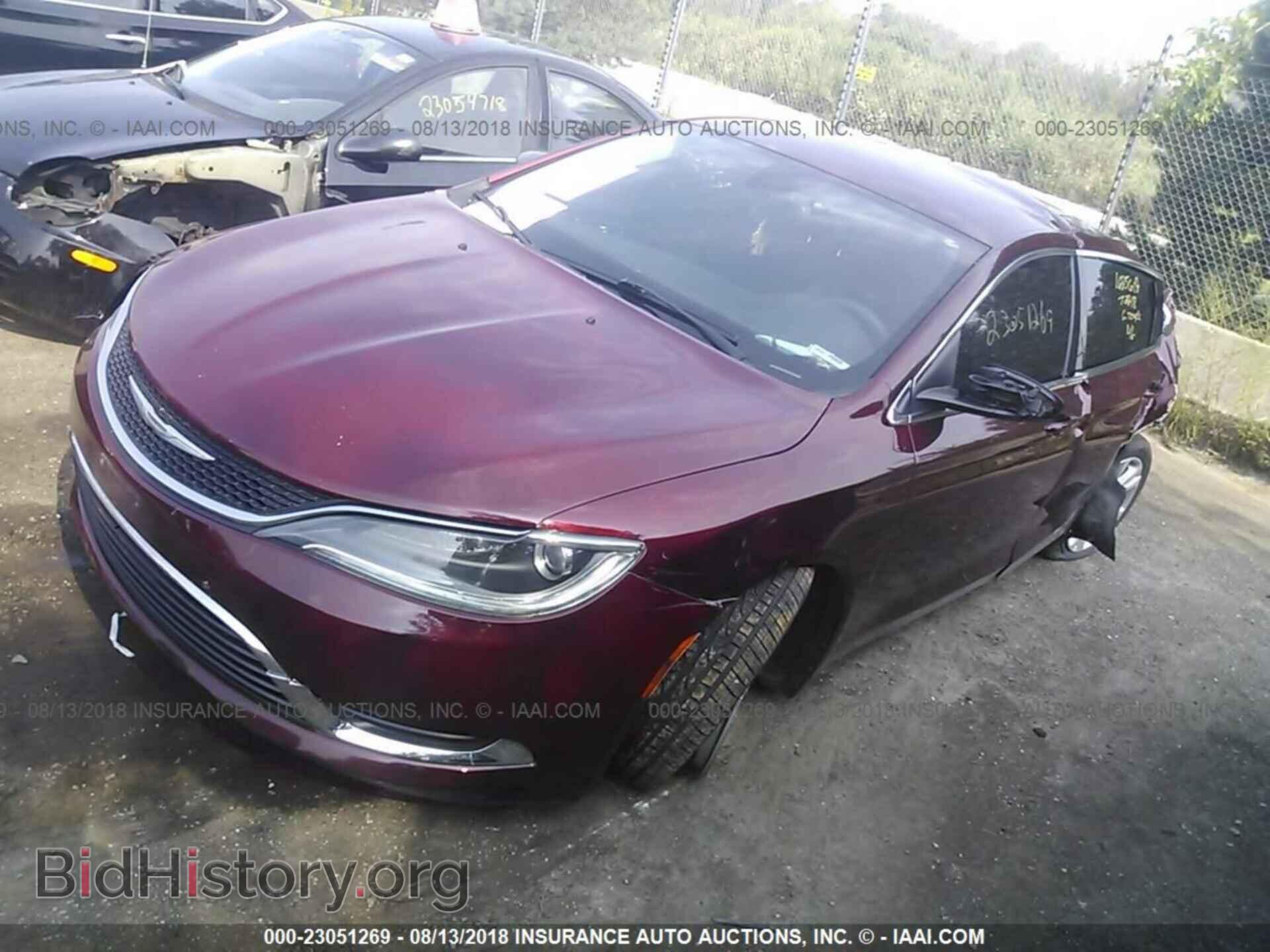 2015 Chrysler 200 - VIN: 1C3CCCAB0FN655488 - Photo 2
