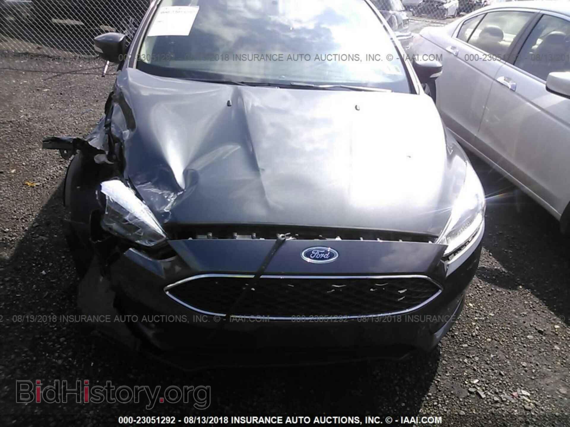 2016 Ford Focus - VIN: 1FADP3F20GL402901 - Photo 6