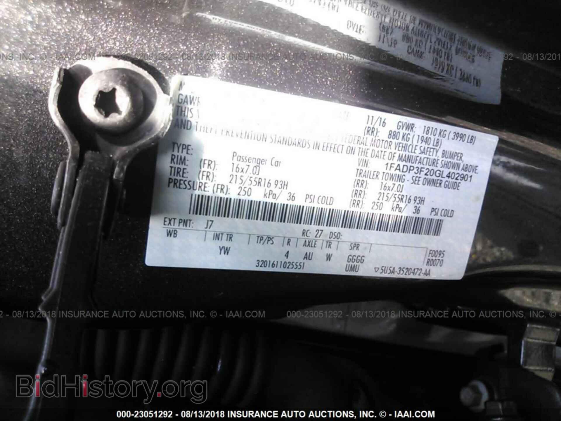 2016 Ford Focus - VIN: 1FADP3F20GL402901 - Photo 9