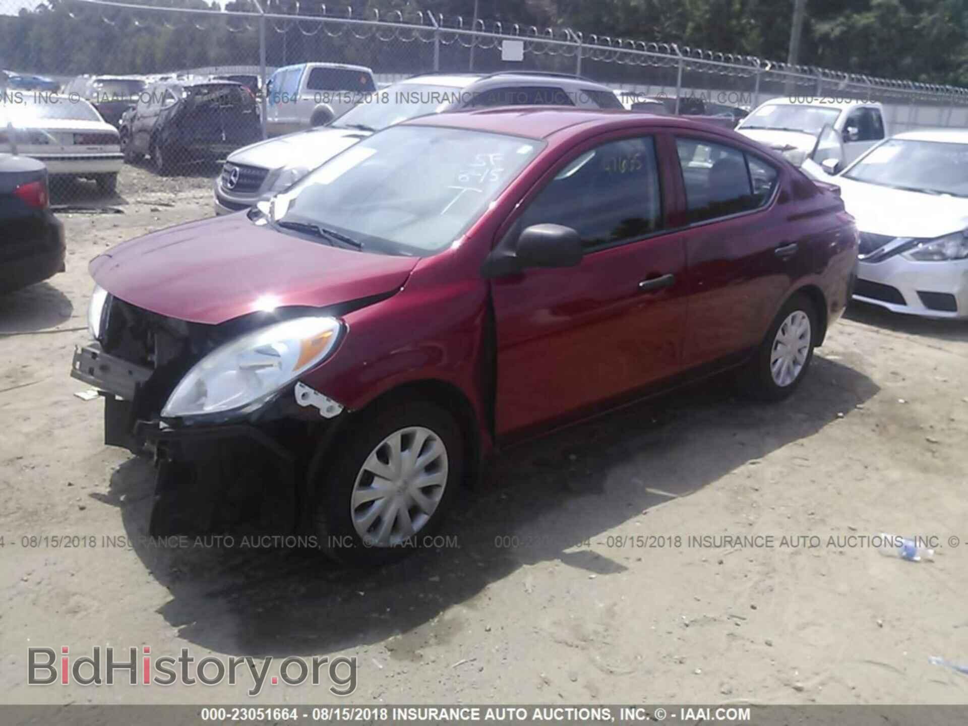 2014 Nissan Versa - VIN: 3N1CN7AP1EL848050 - Фото 2