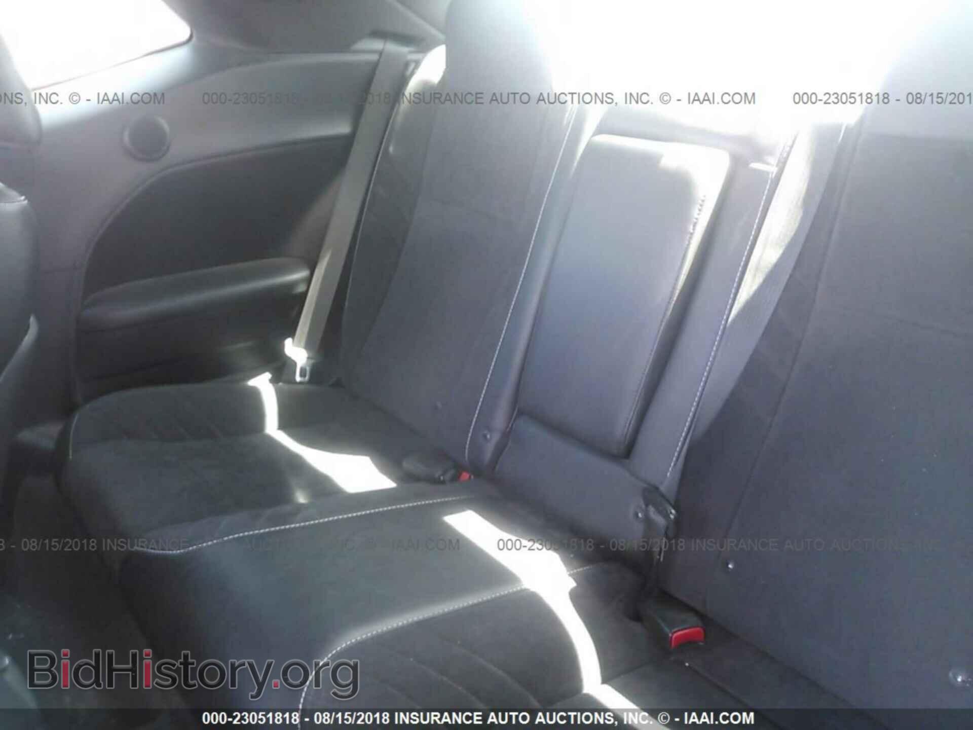 2016 Dodge Challenger - VIN: 2C3CDZC99GH200272 - Photo 8