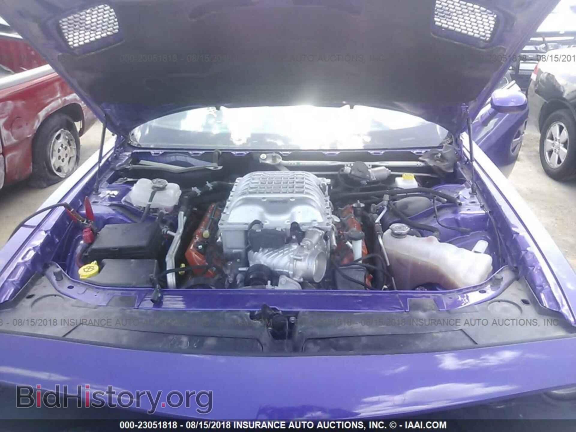 2016 Dodge Challenger - VIN: 2C3CDZC99GH200272 - Photo 10