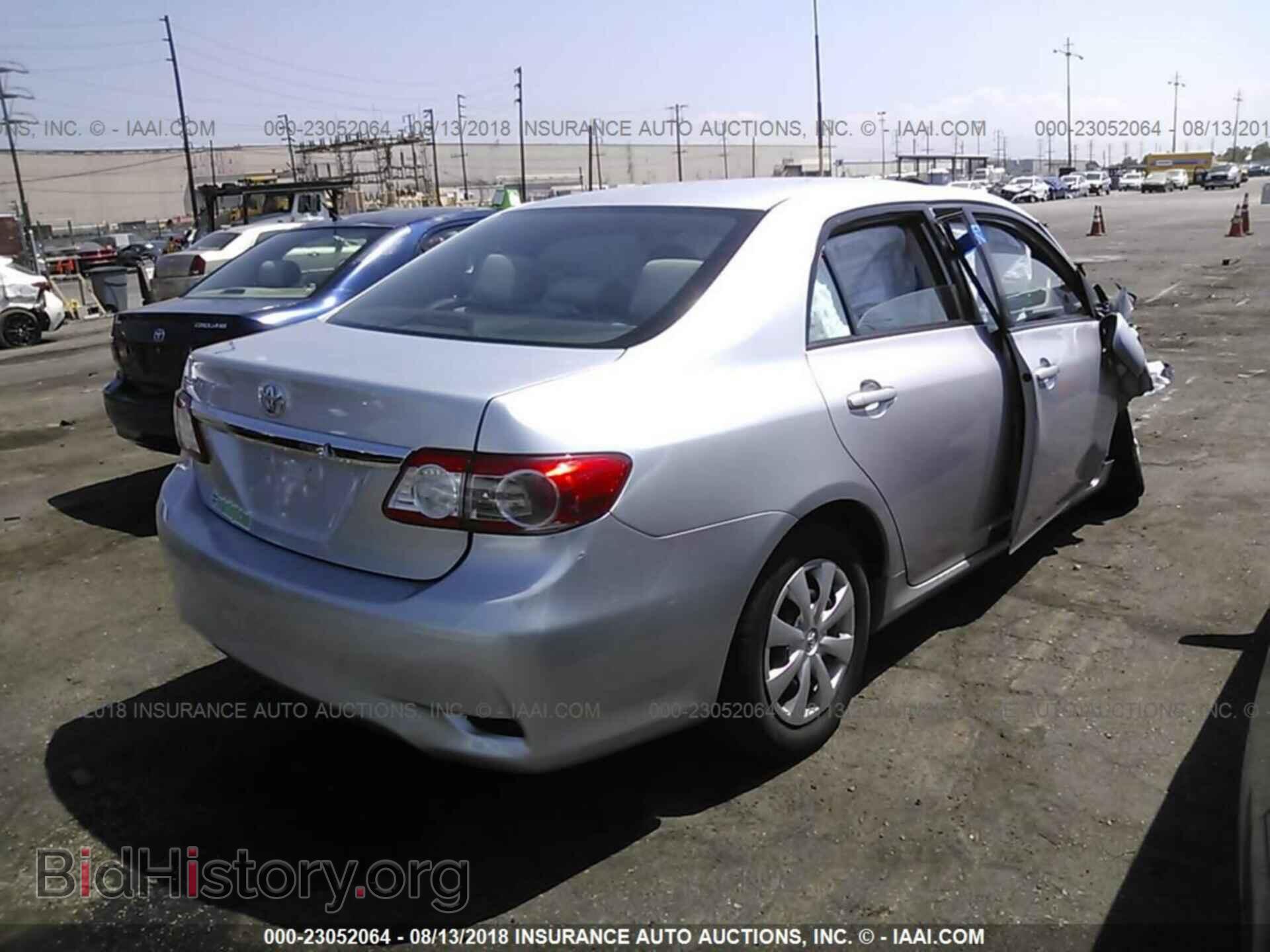 2011 Toyota Corolla - VIN: 2T1BU4EE2BC583642 - Фото 4