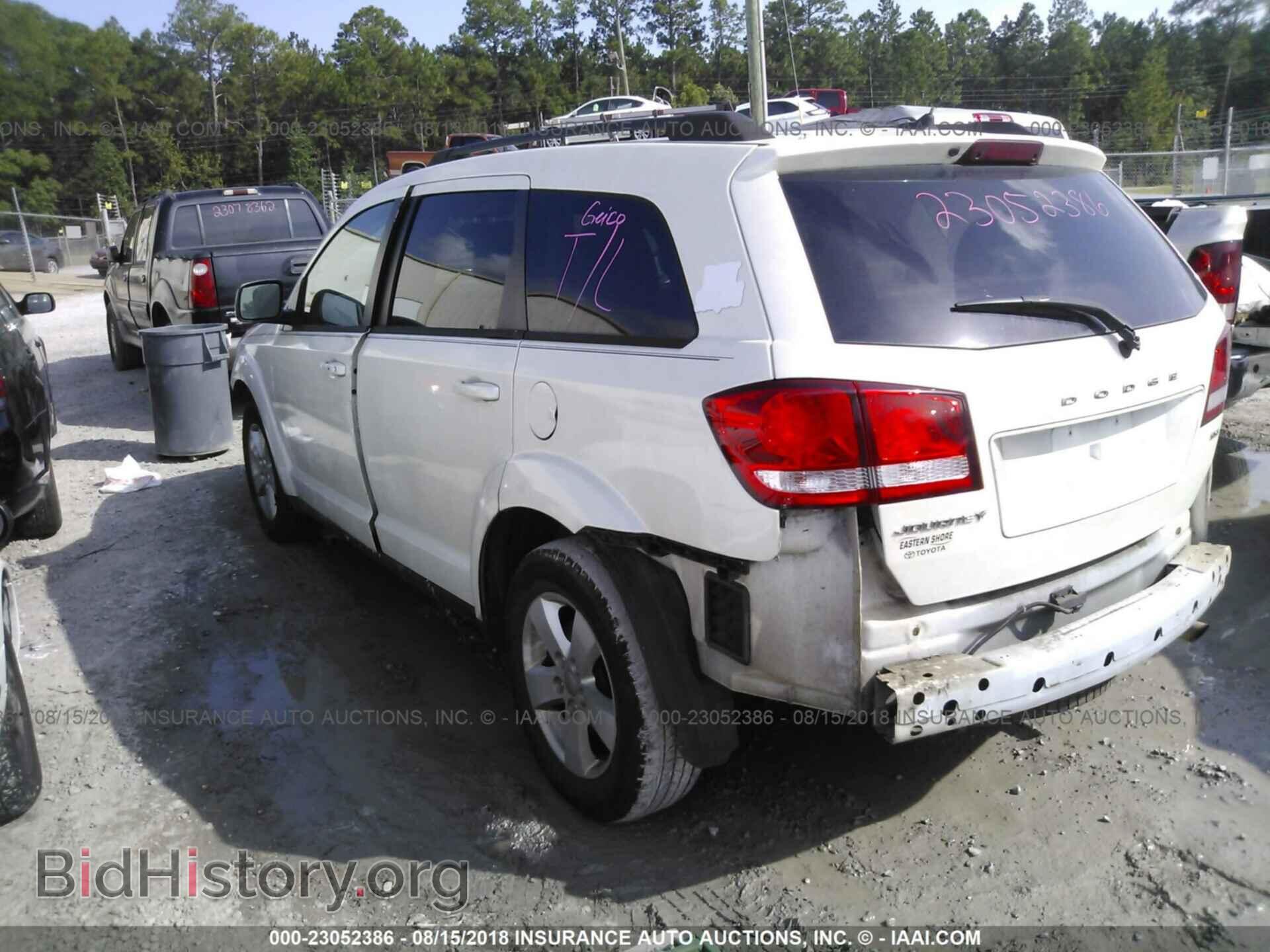 2012 Dodge Journey - VIN: 3C4PDCBB4CT394516 - Фото 3