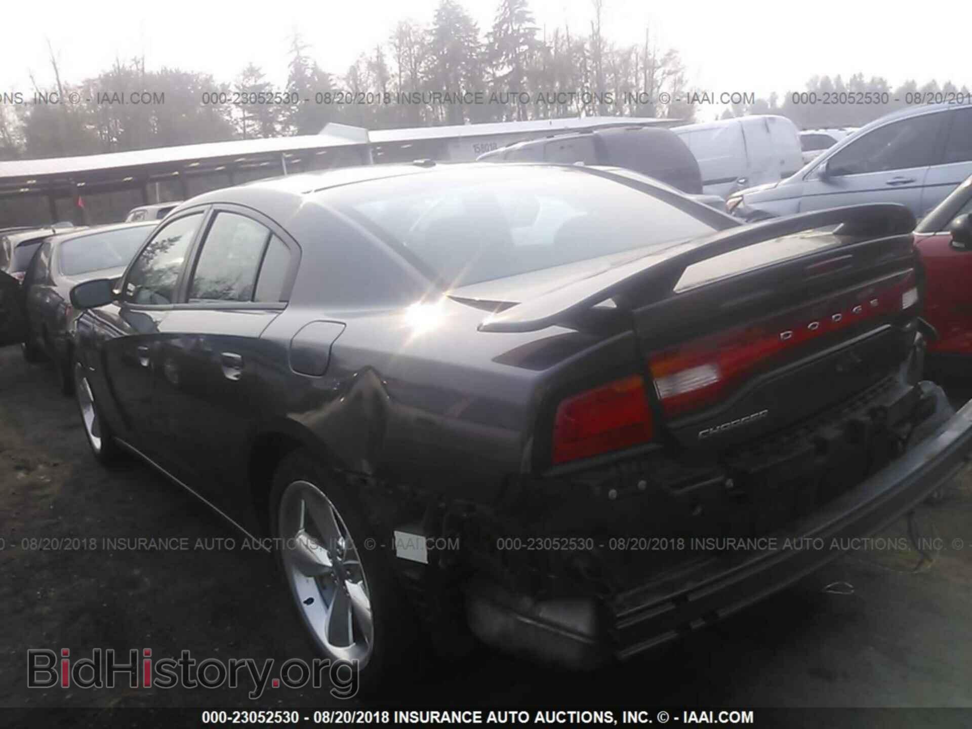 2013 Dodge Charger - VIN: 2C3CDXCT2DH725055 - Photo 3
