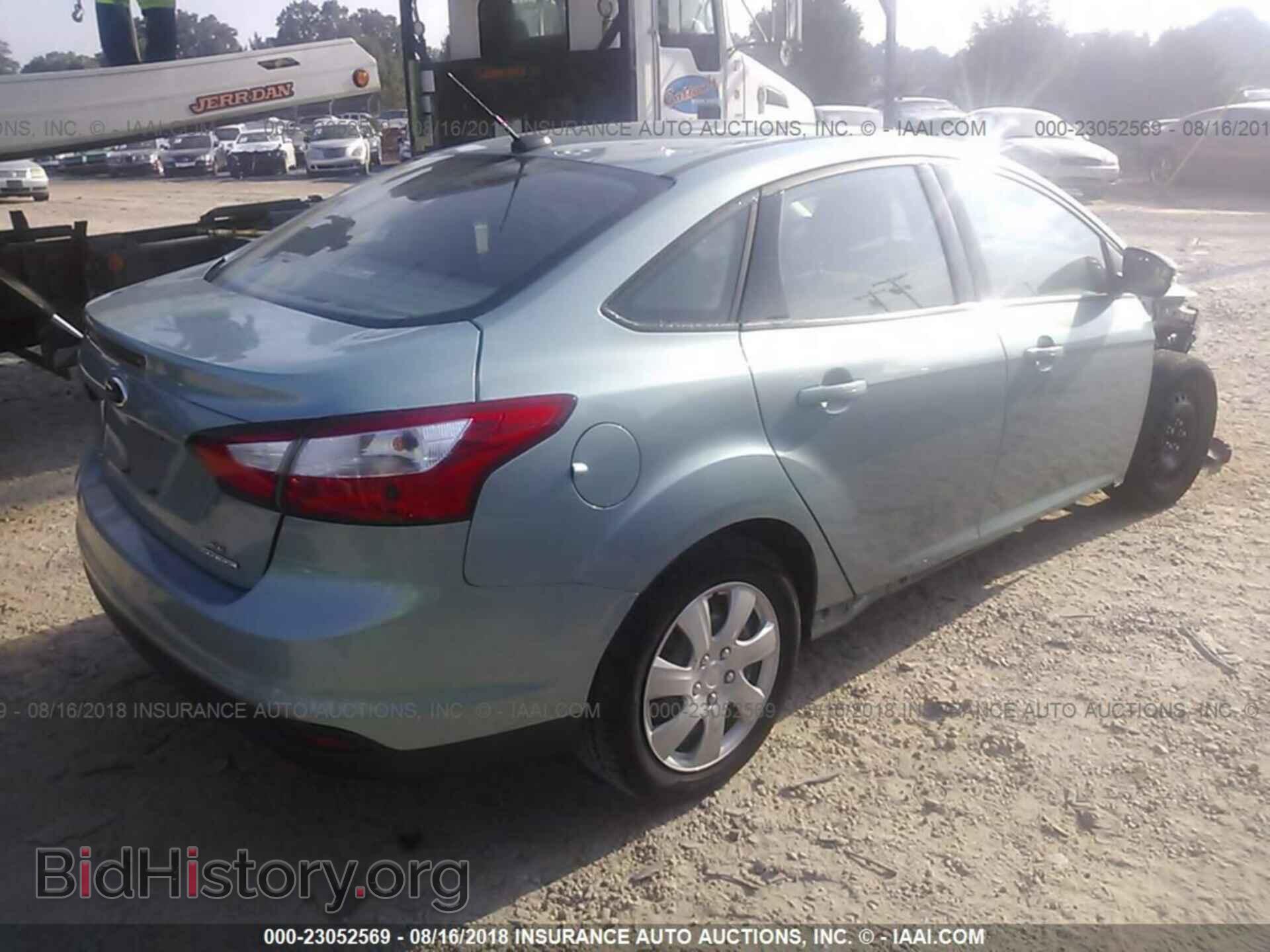 2012 Ford Focus - VIN: 1FAHP3F23CL414021 - Фото 4