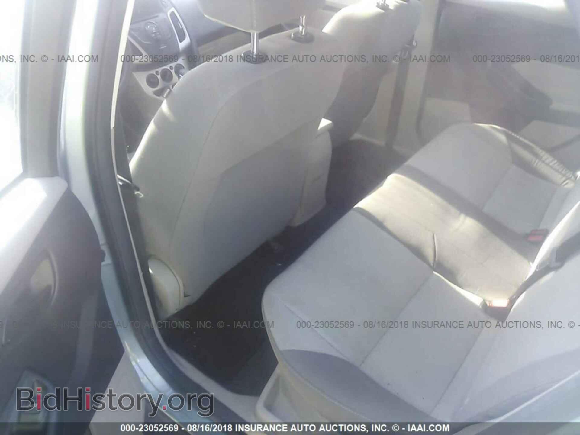 2012 Ford Focus - VIN: 1FAHP3F23CL414021 - Фото 8