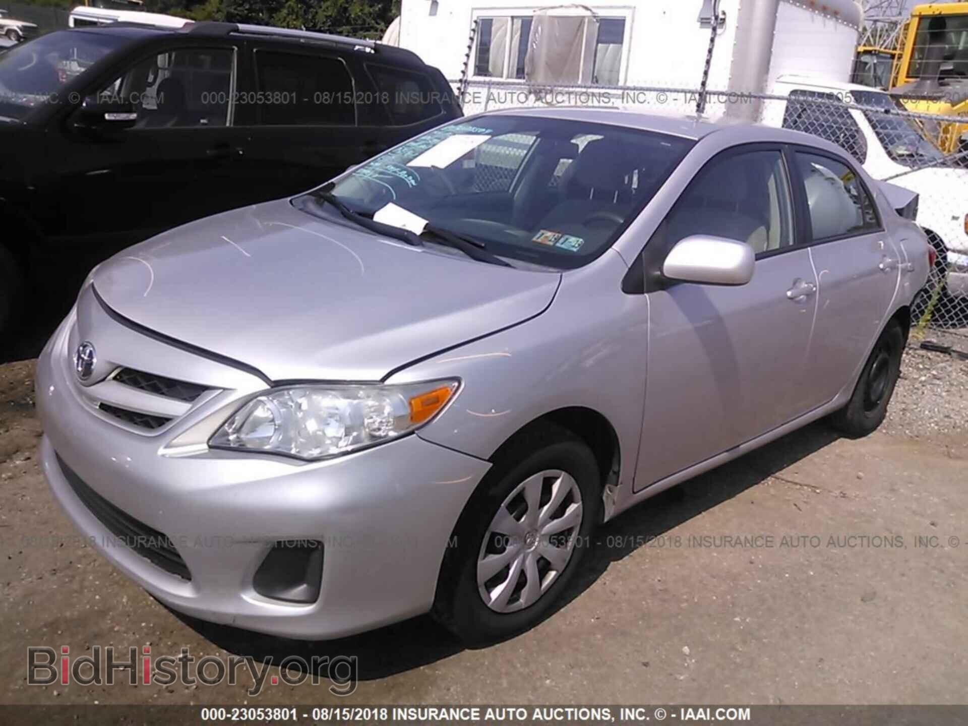 2011 Toyota Corolla - VIN: 2T1BU4EE3BC746587 - Фото 2