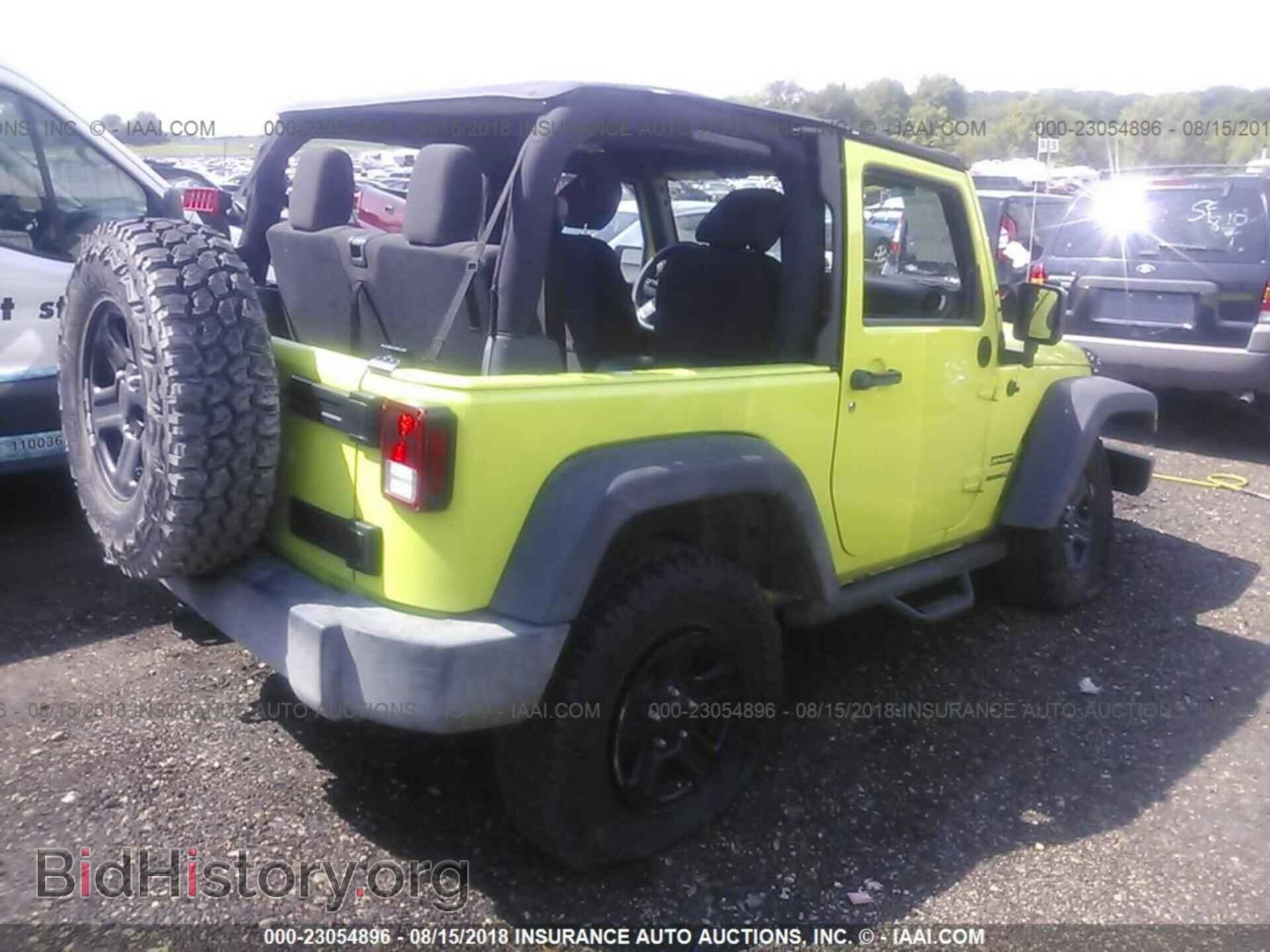 2016 Jeep Wrangler - VIN: 1C4AJWAG0GL314398 - Фото 4