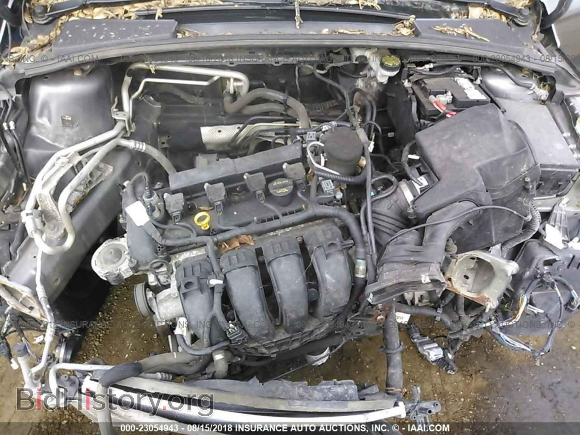2012 Ford Focus - VIN: 1FAHP3K21CL300587 - Фото 10