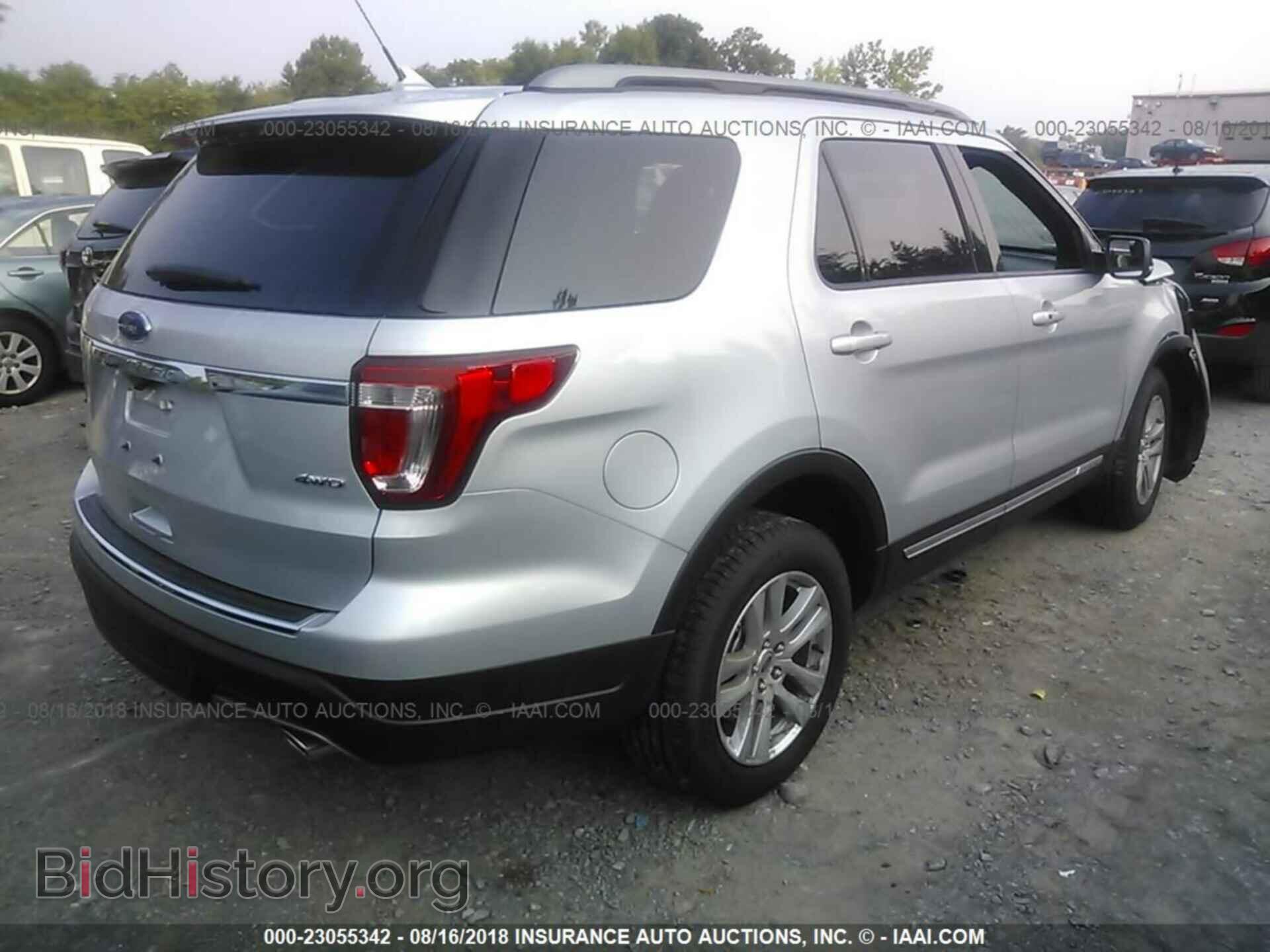 2018 Ford Explorer - VIN: 1FM5K8D81JGB50363 - Фото 4