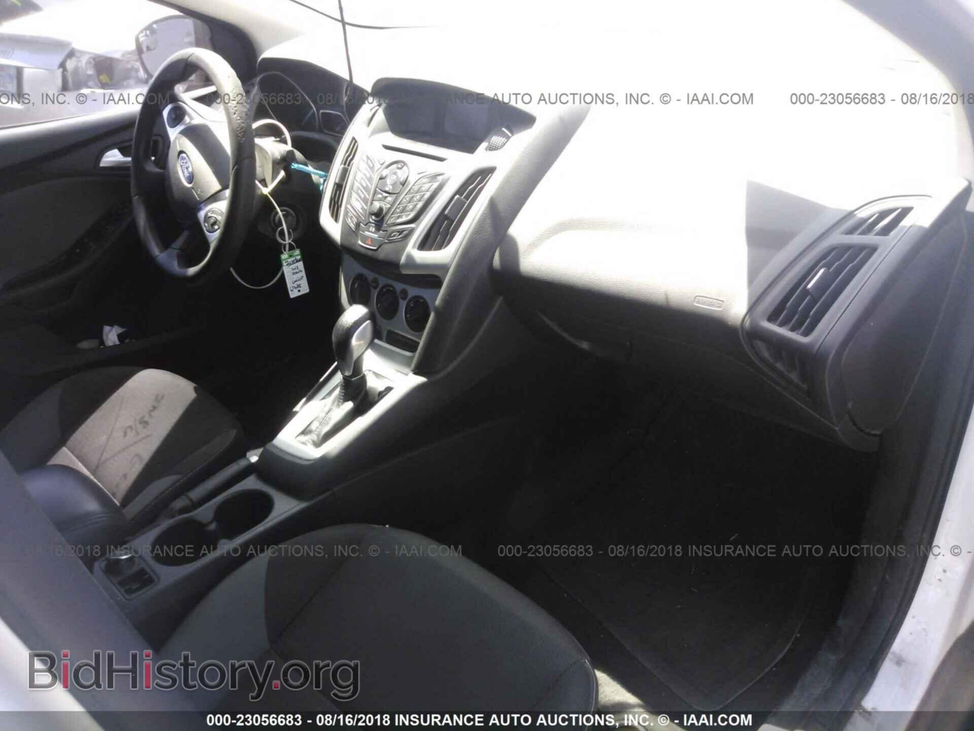 2014 Ford Focus - VIN: 1FADP3F28EL419698 - Photo 5