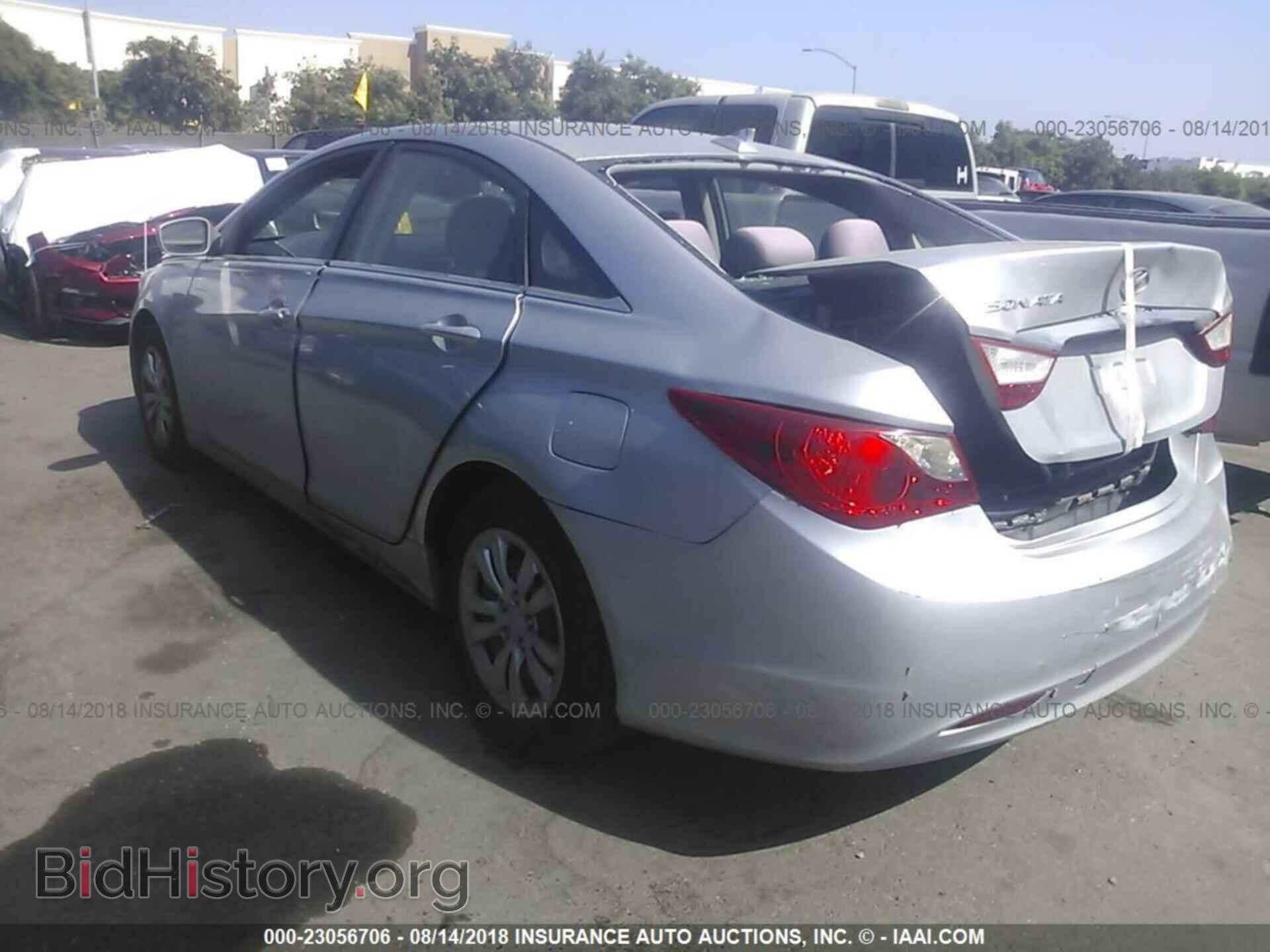 2012 Hyundai Sonata - VIN: 5NPEB4AC0CH382859 - Фото 3