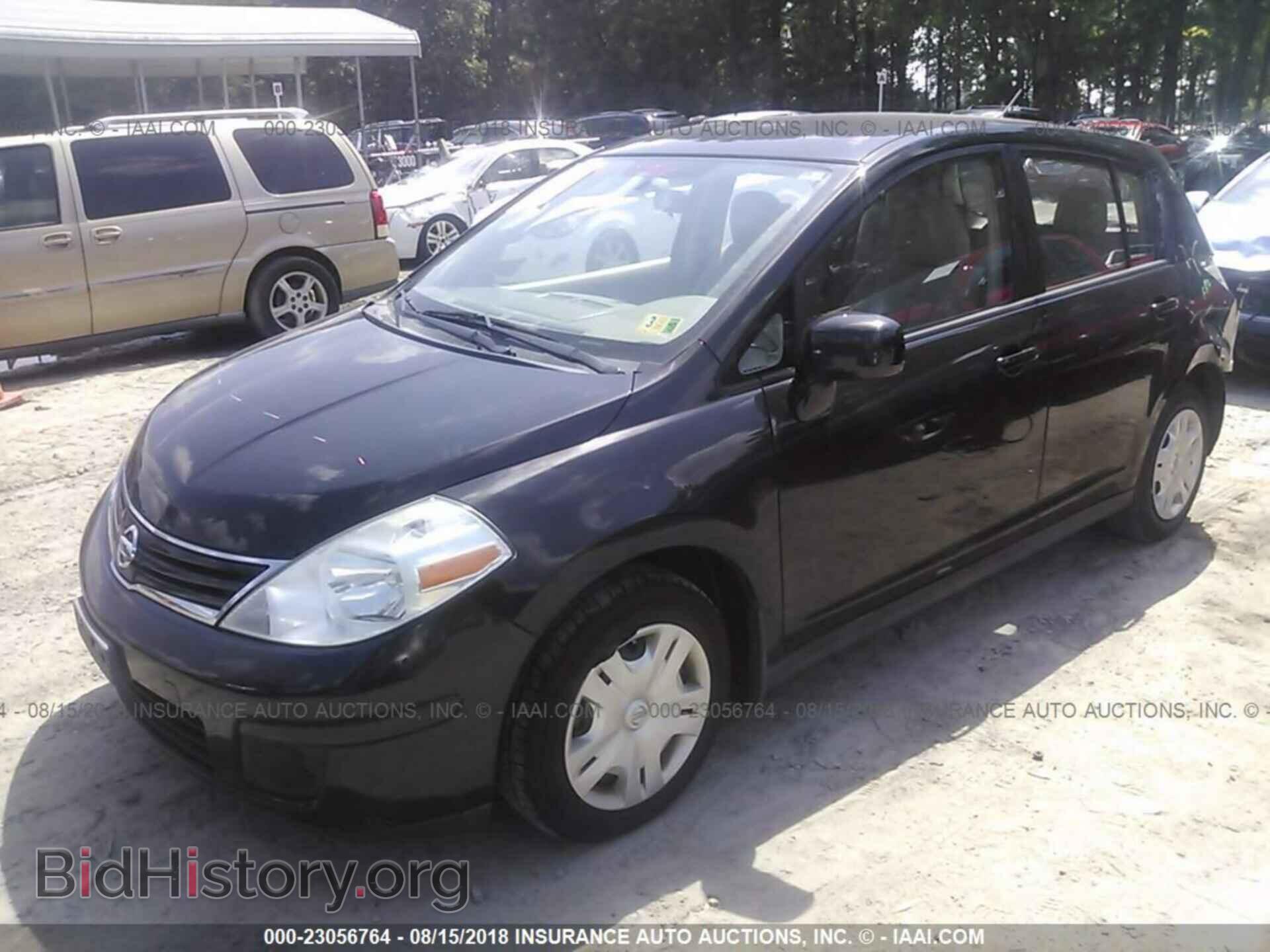 2011 Nissan Versa - VIN: 3N1BC1CP2BL511779 - Photo 2