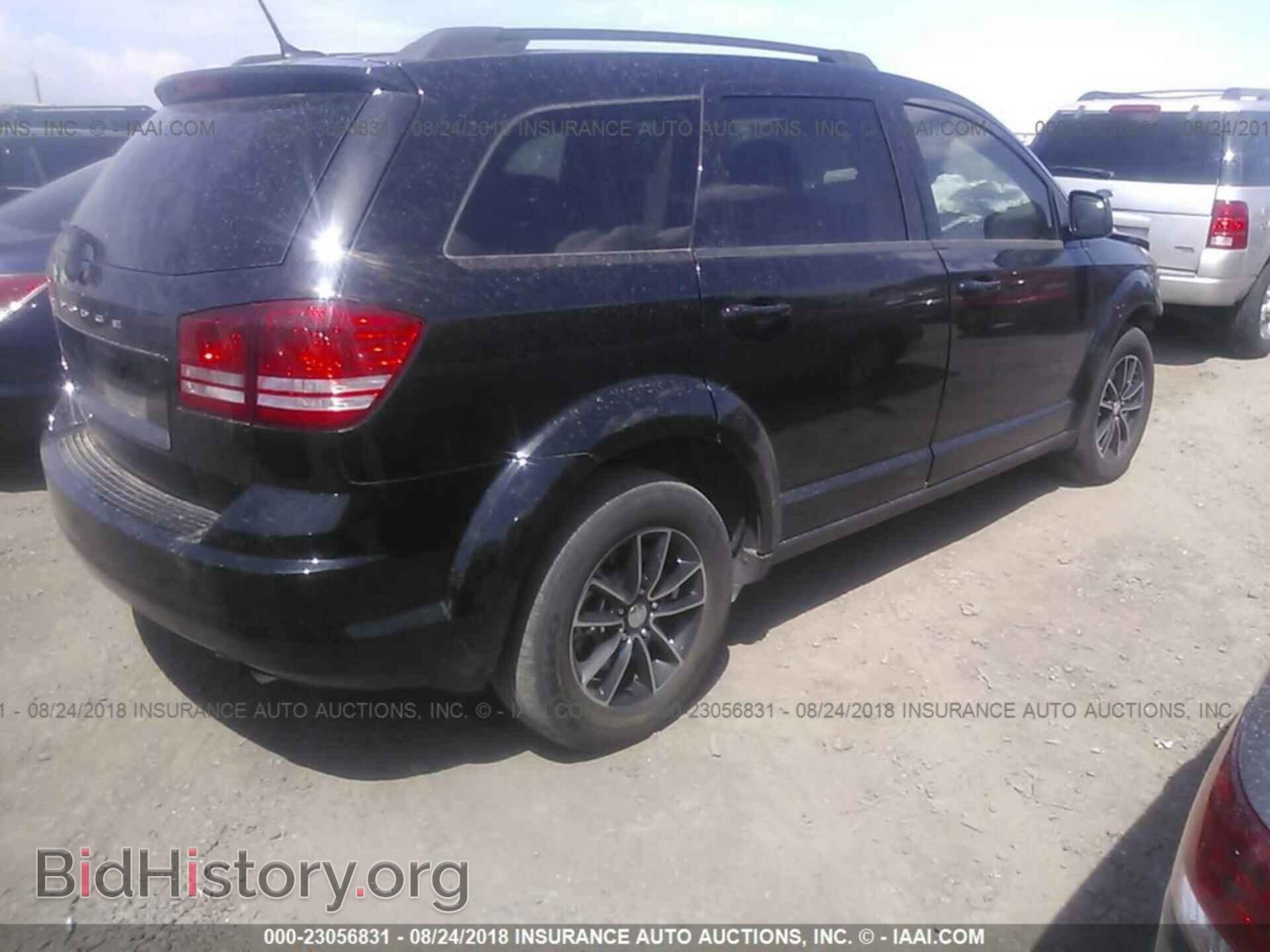 2017 Dodge Journey - VIN: 3C4PDCAB6HT573293 - Фото 4