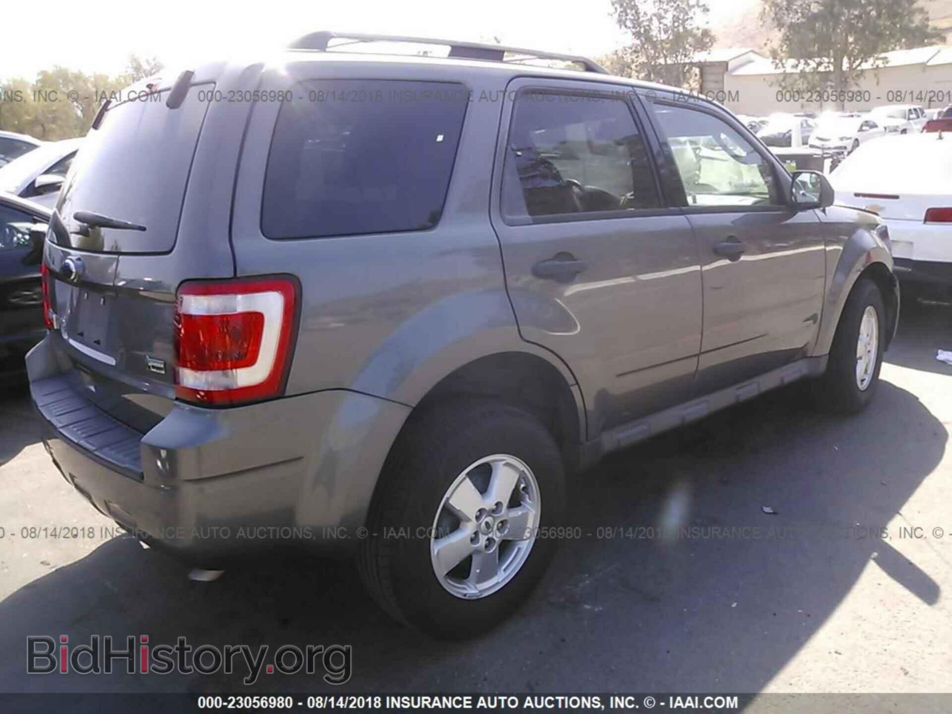 2012 Ford Escape - VIN: 1FMCU0DG4CKB71699 - Фото 4