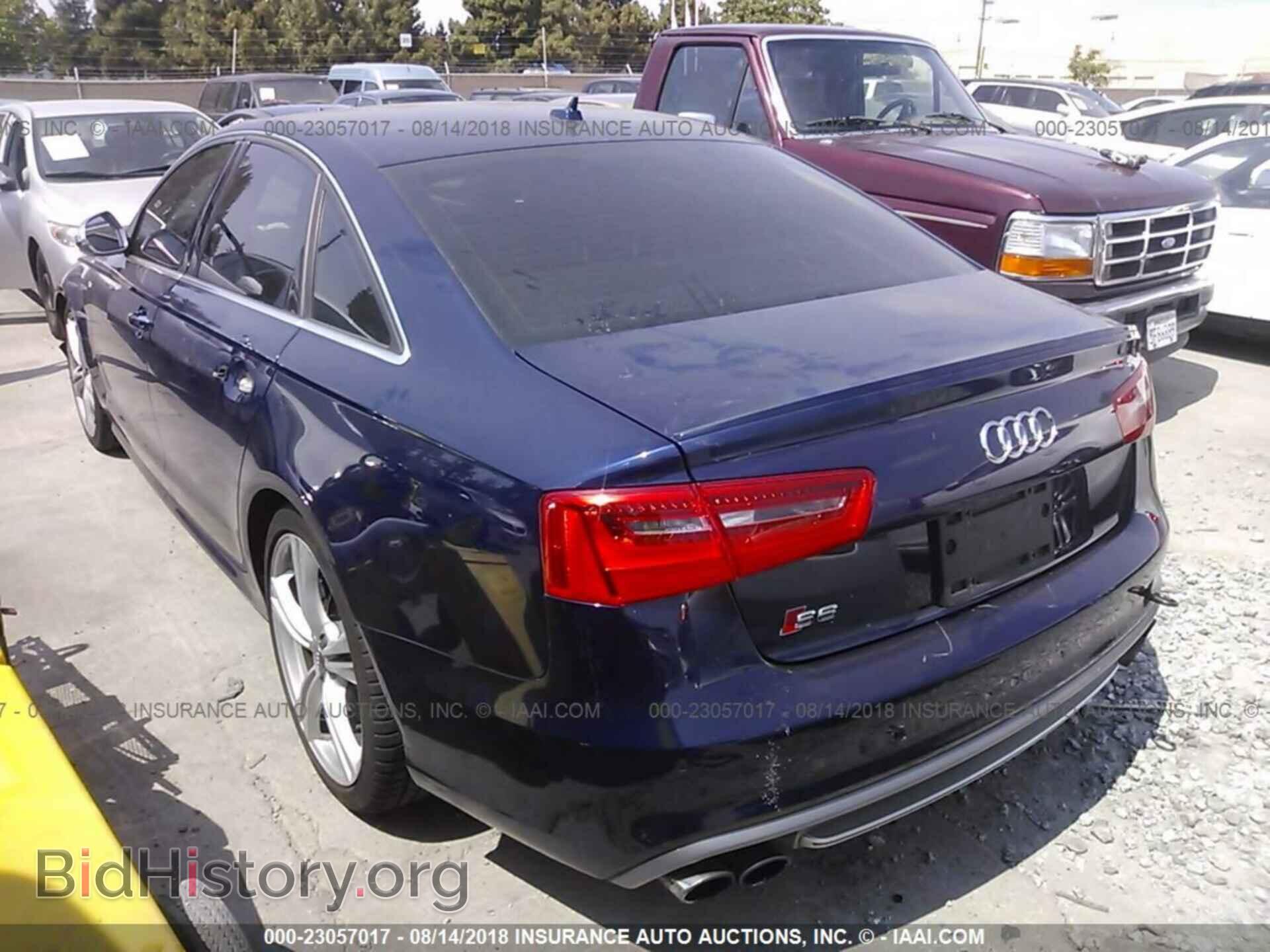 2013 Audi S6 - VIN: WAUF2AFC8DN136538 - Фото 3