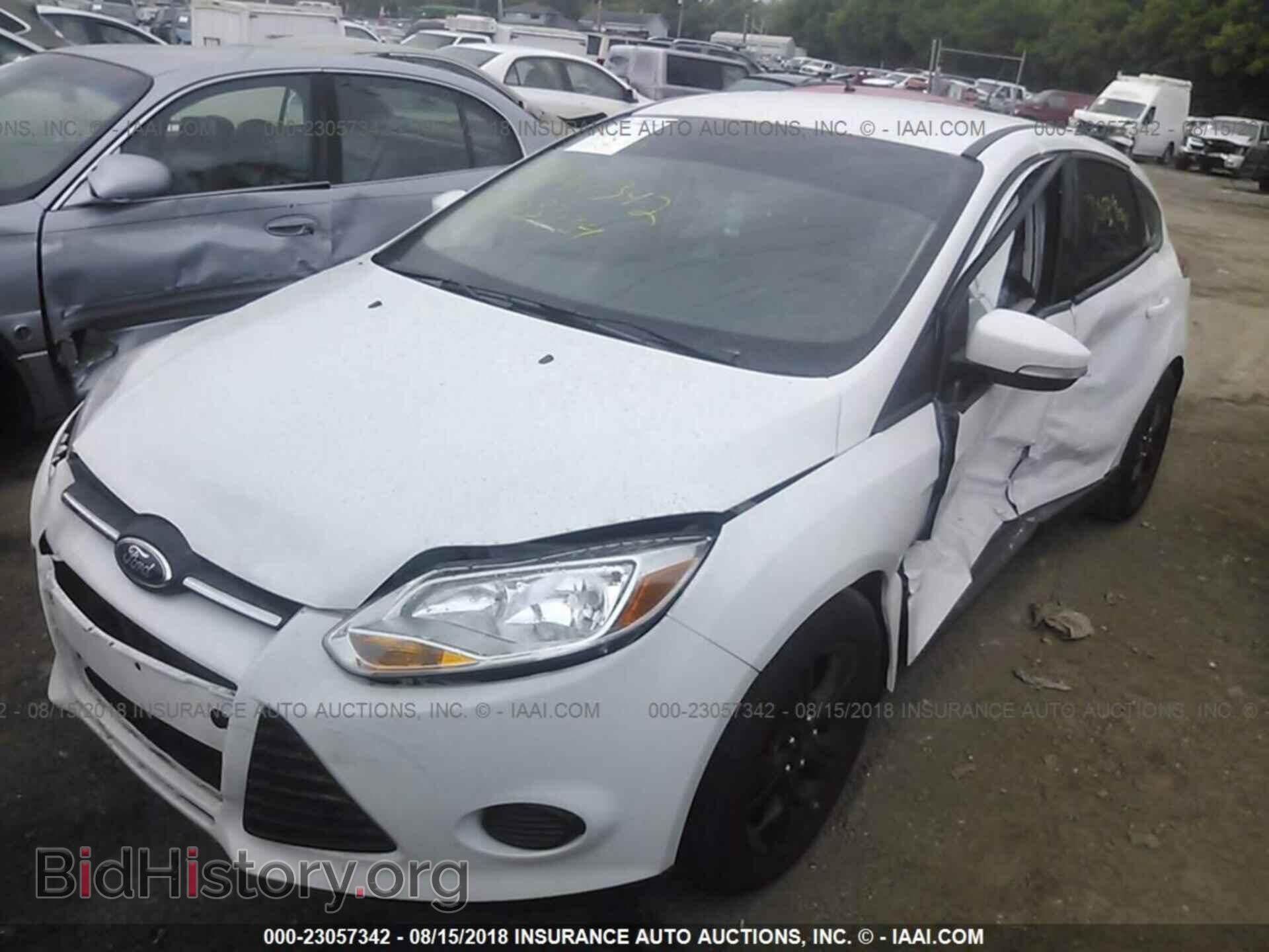 2014 Ford Focus - VIN: 1FADP3K29EL136362 - Фото 2