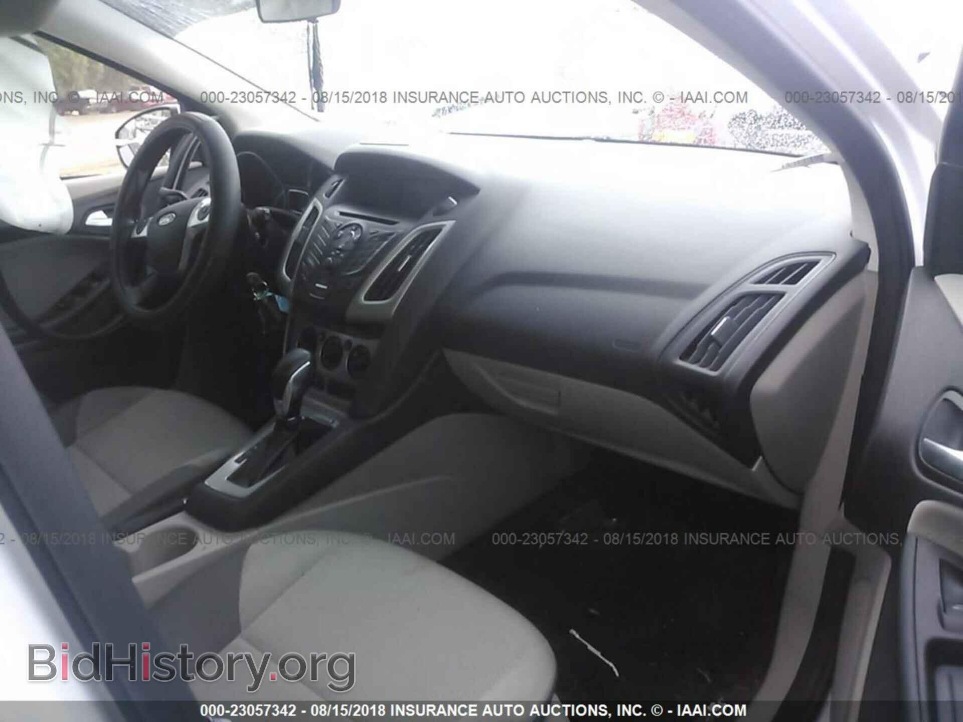 2014 Ford Focus - VIN: 1FADP3K29EL136362 - Фото 5