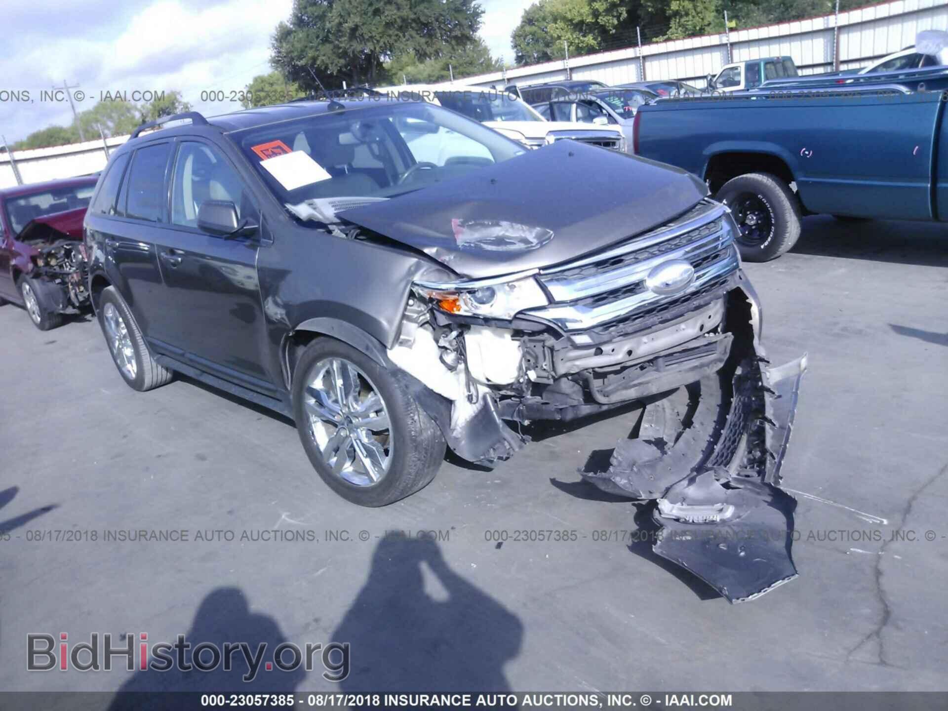 Photo 2FMDK3J98CBA69348 - Ford Edge 2012