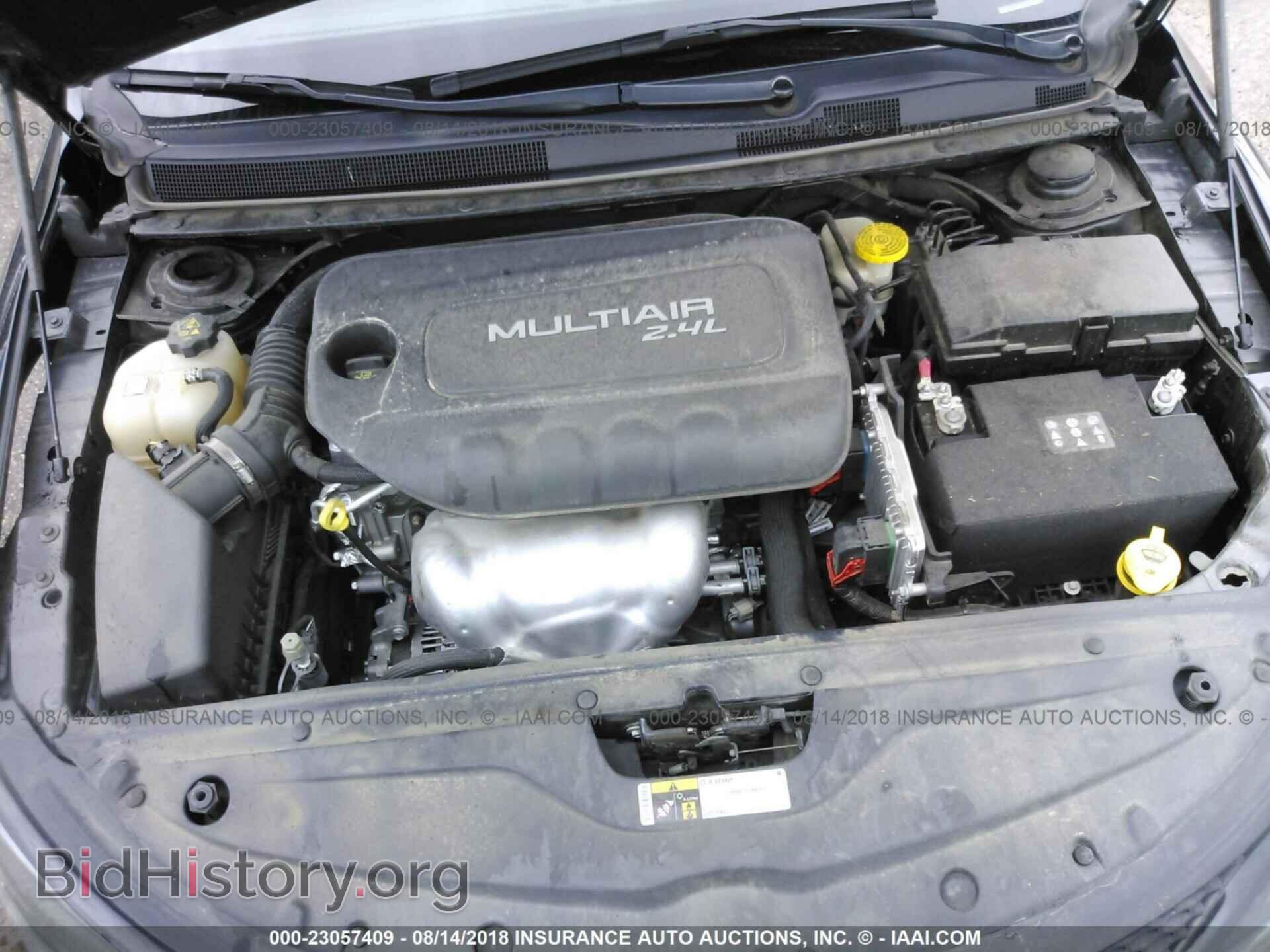 2016 Chrysler 200 - VIN: 1C3CCCBB0GN189206 - Photo 10