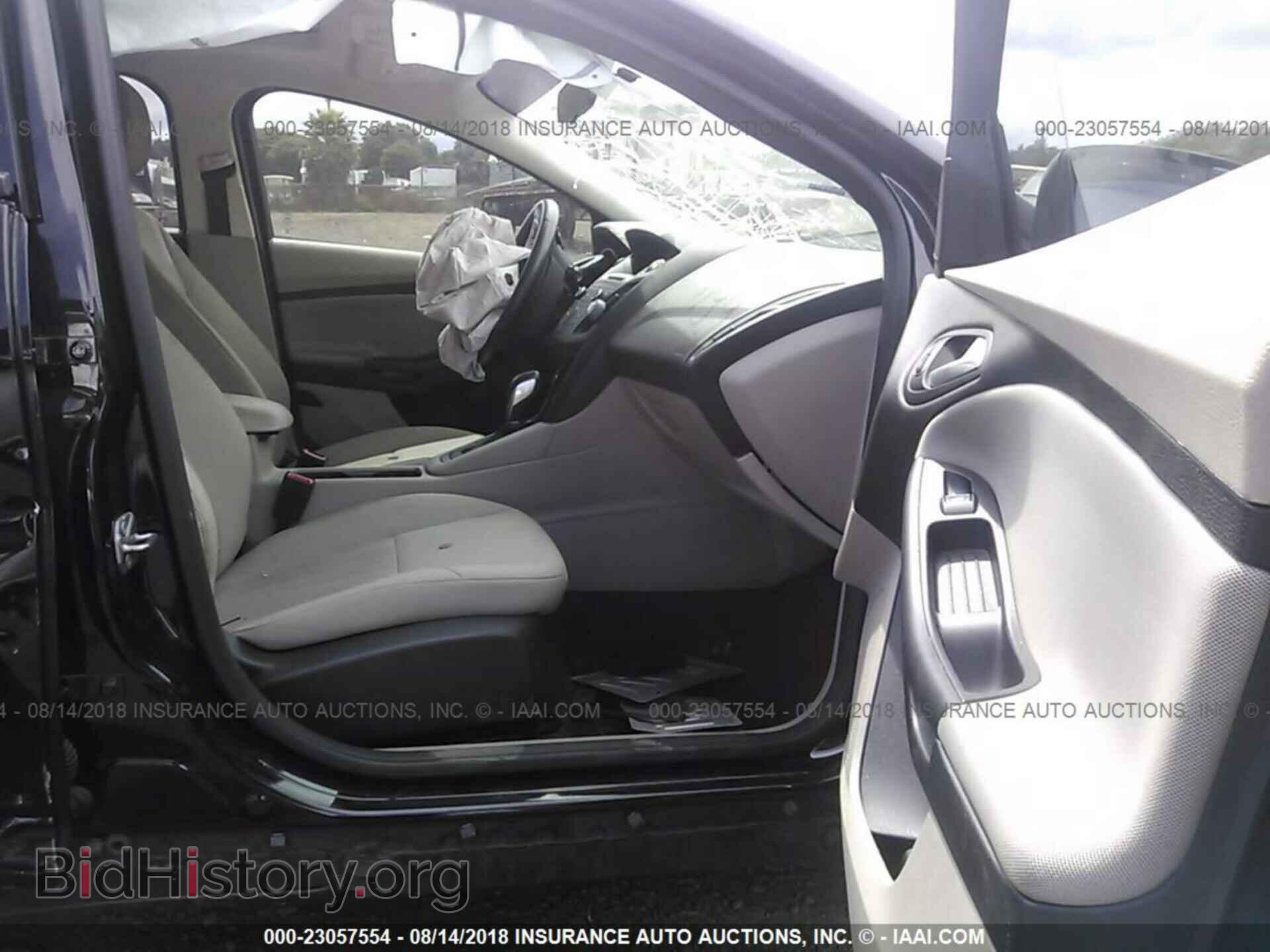 2015 Ford Focus - VIN: 1FADP3K29FL364167 - Photo 5