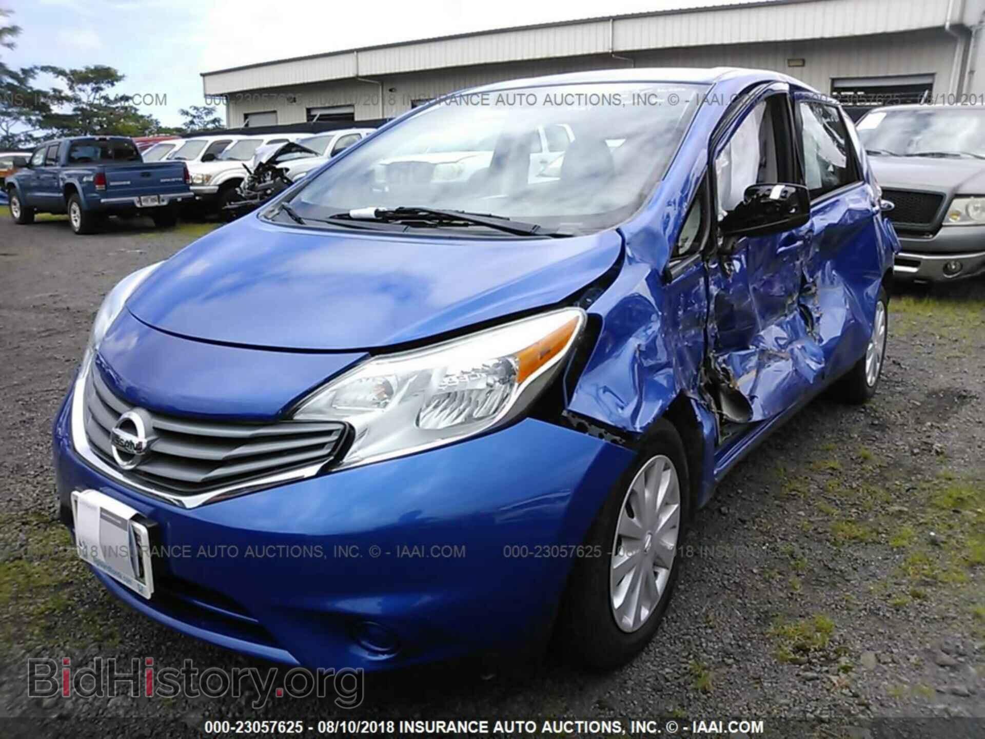 2016 Nissan Versa note - VIN: 3N1CE2CP2GL355030 - Photo 2