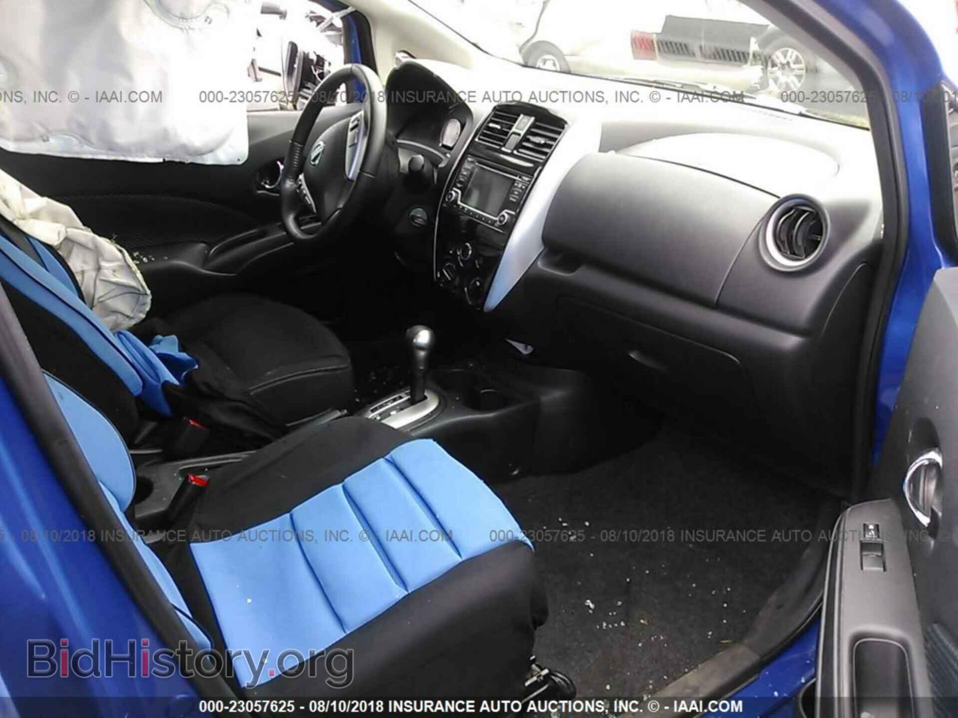 2016 Nissan Versa note - VIN: 3N1CE2CP2GL355030 - Photo 5