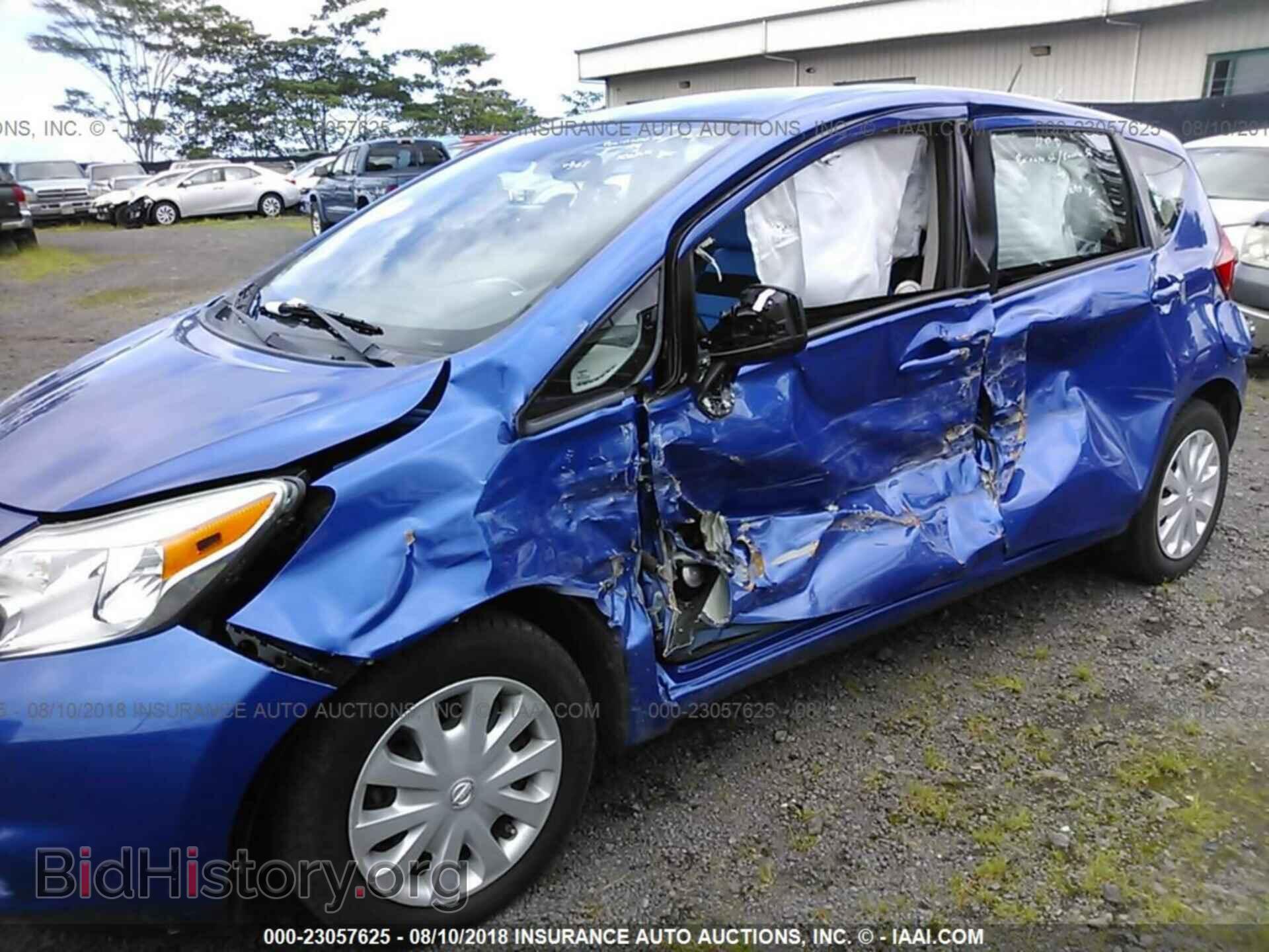 2016 Nissan Versa note - VIN: 3N1CE2CP2GL355030 - Photo 6