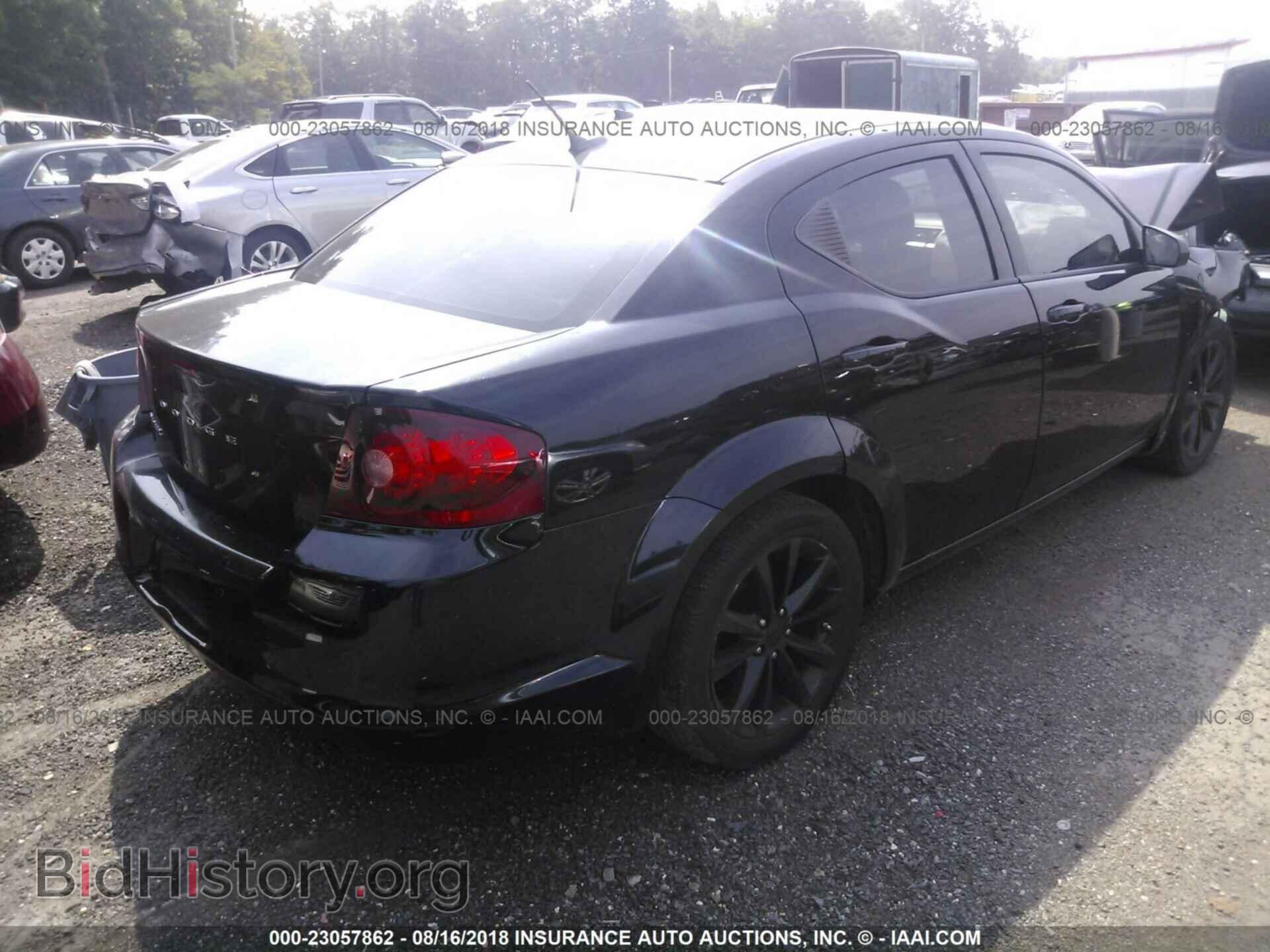 2011 Dodge Avenger - VIN: 1B3BD4FB9BN587822 - Photo 4