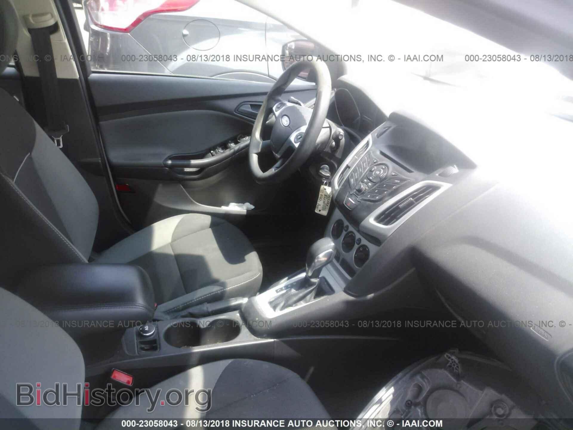 2012 Ford Focus - VIN: 1FAHP3K28CL457064 - Photo 5