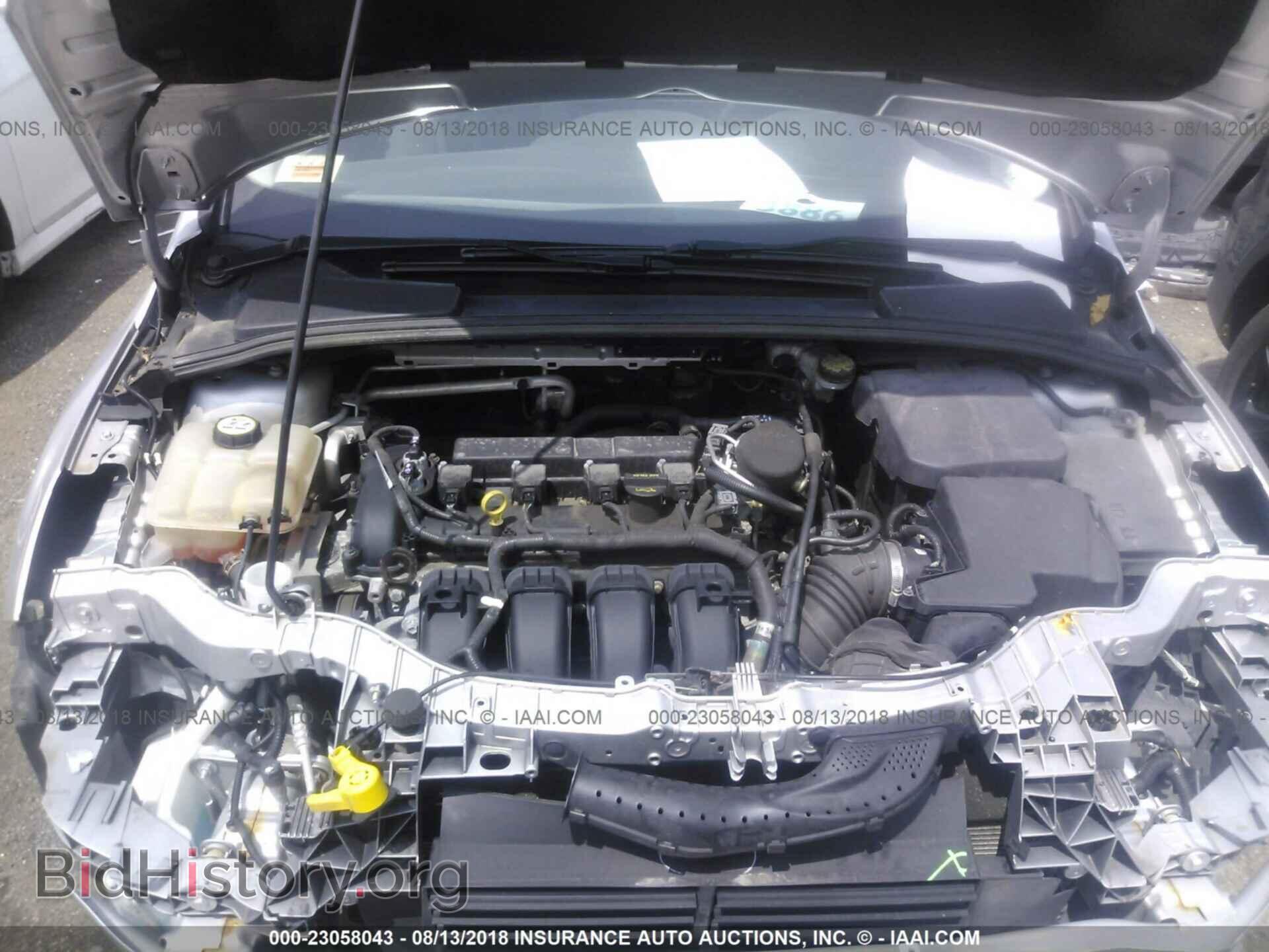 2012 Ford Focus - VIN: 1FAHP3K28CL457064 - Photo 10