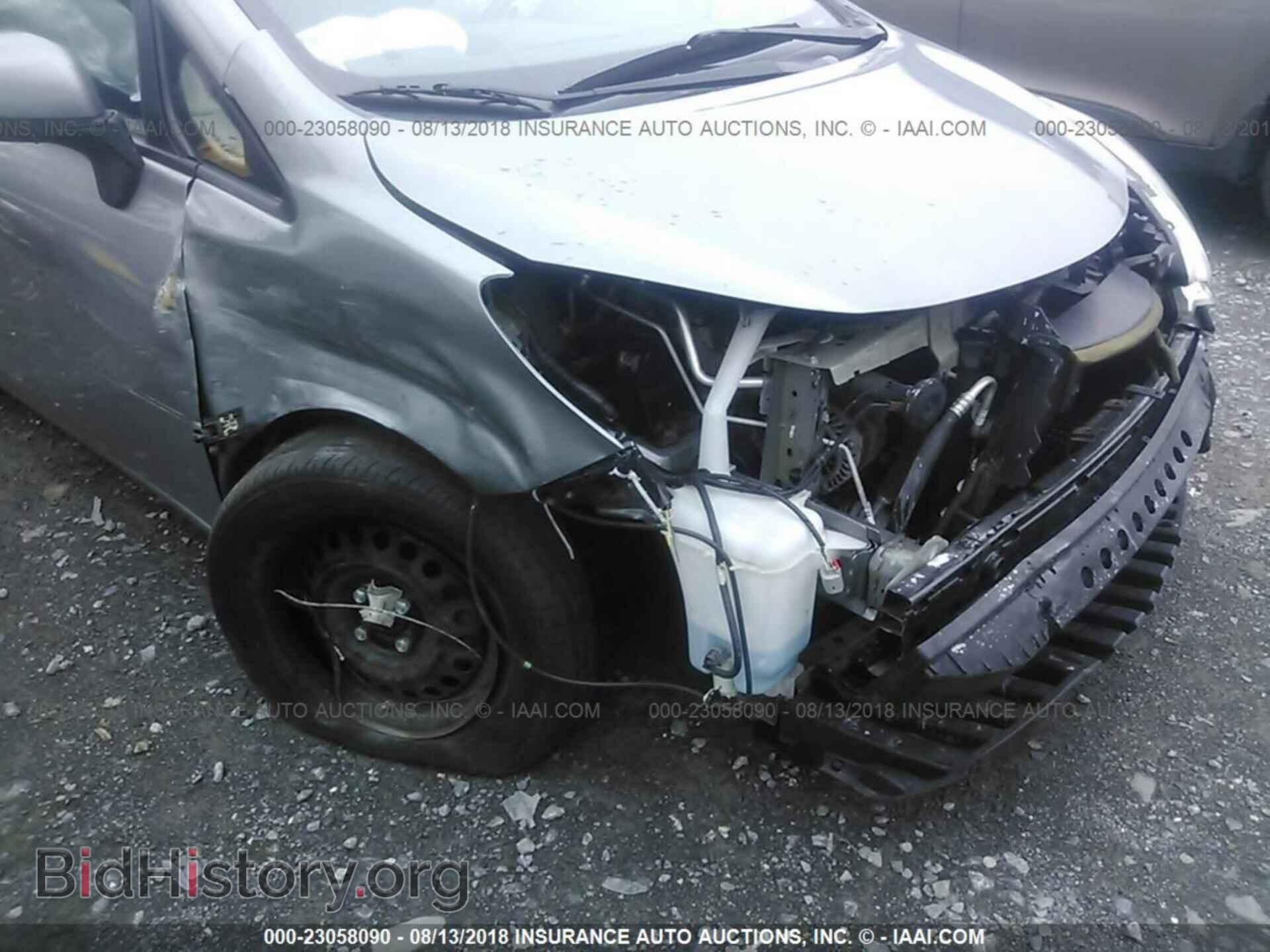 2014 Nissan Versa note - VIN: 3N1CE2CP3EL406676 - Фото 6