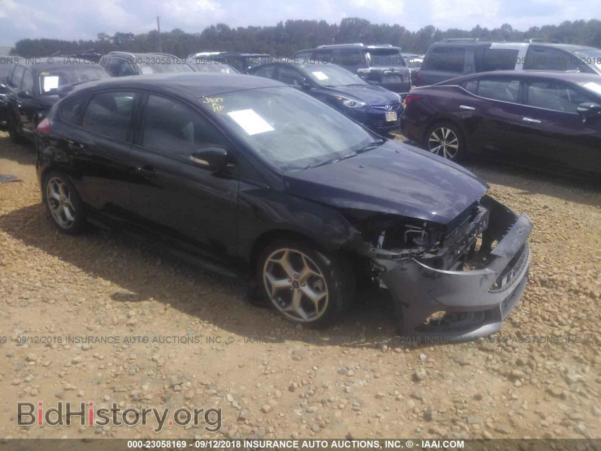 Фотография 1FADP3L90GL272233 - Ford Focus 2016