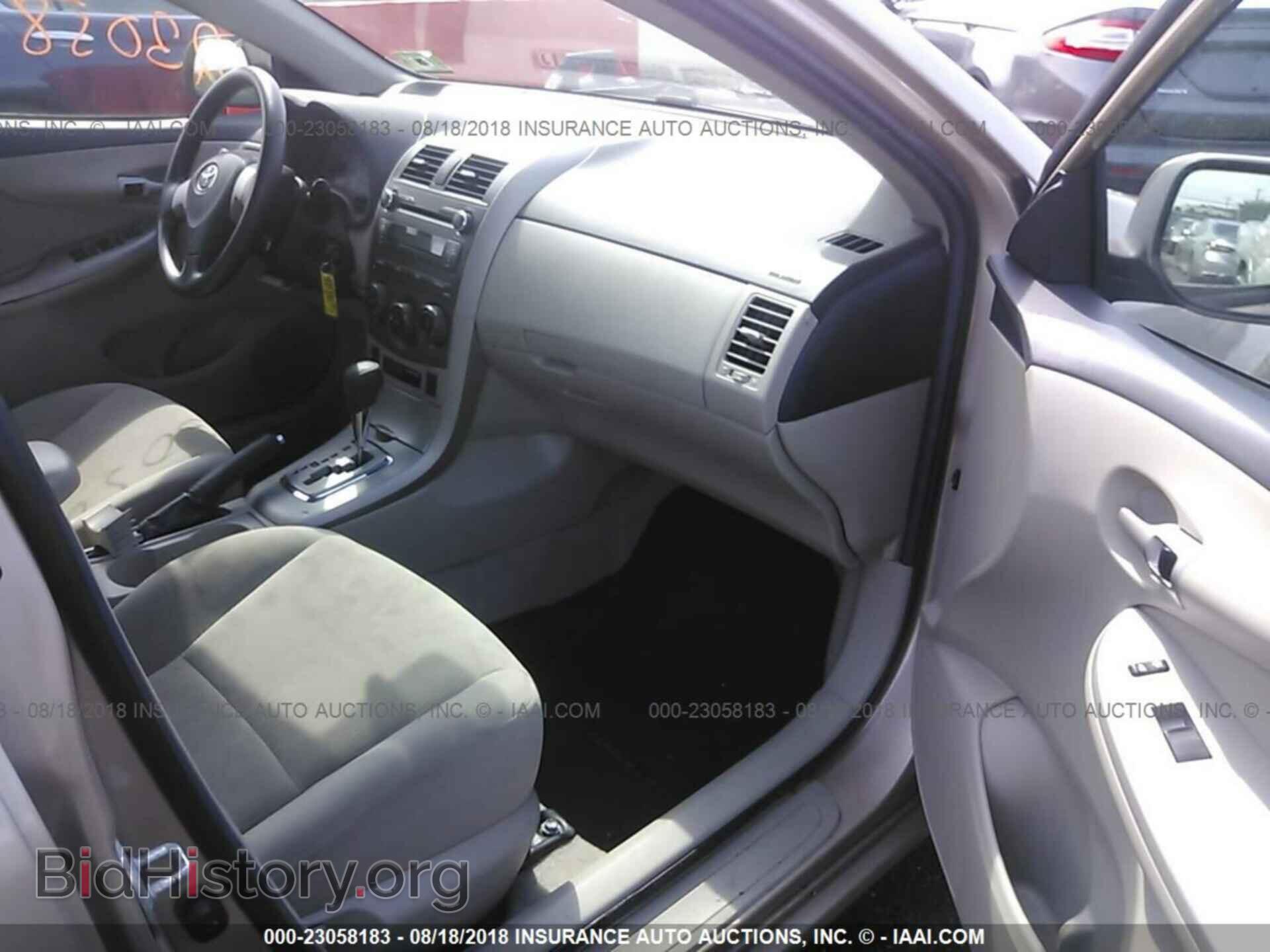 2011 Toyota Corolla - VIN: 2T1BU4EE8BC601075 - Фото 5