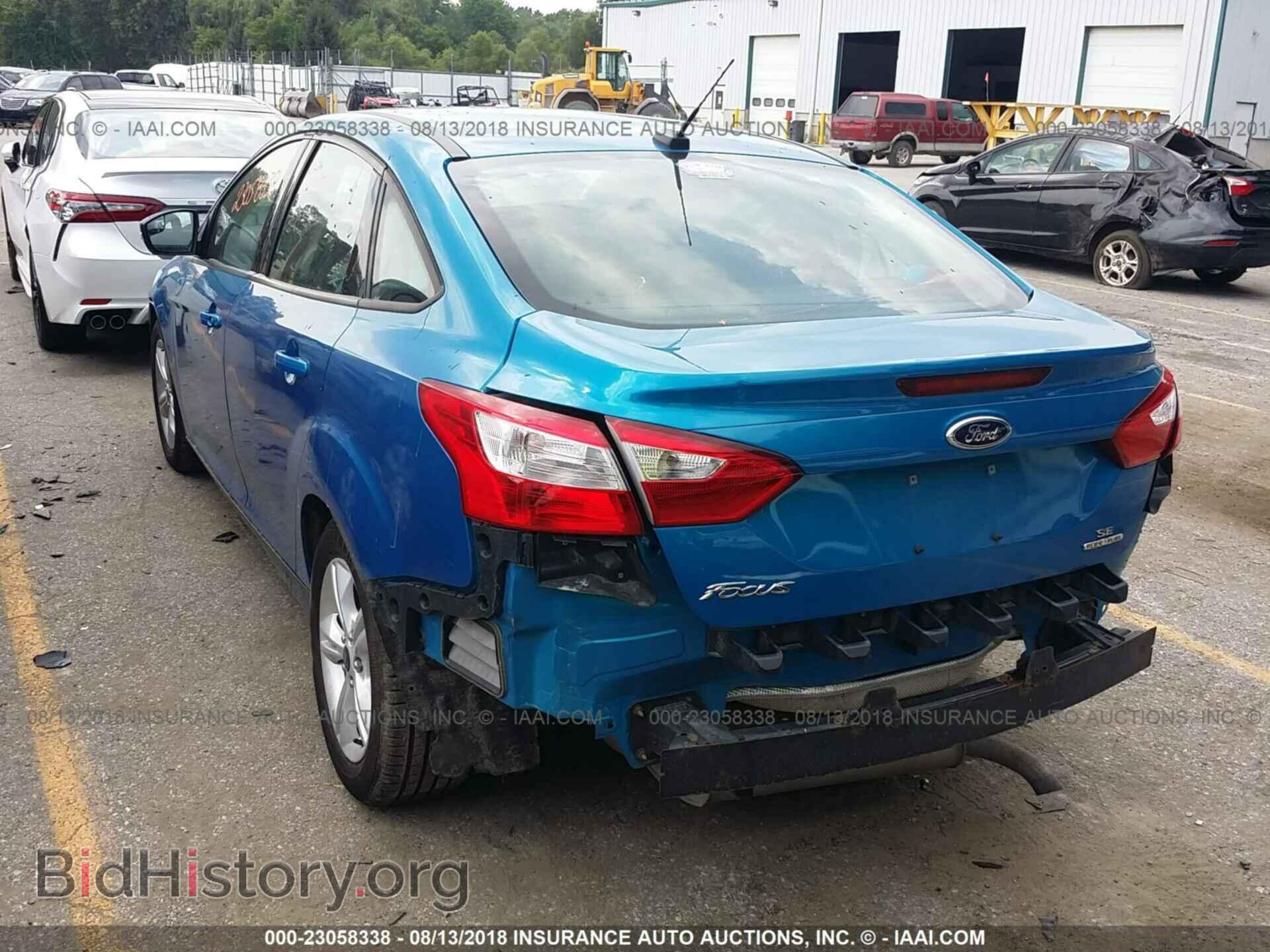 2014 Ford Focus - VIN: 1FADP3F29EL450409 - Photo 3