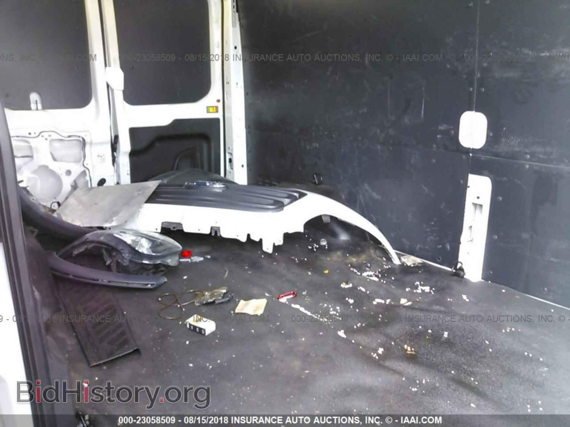 2017 Ford Transit - VIN: 1FTBW2CG6HKA30938 - Photo 8