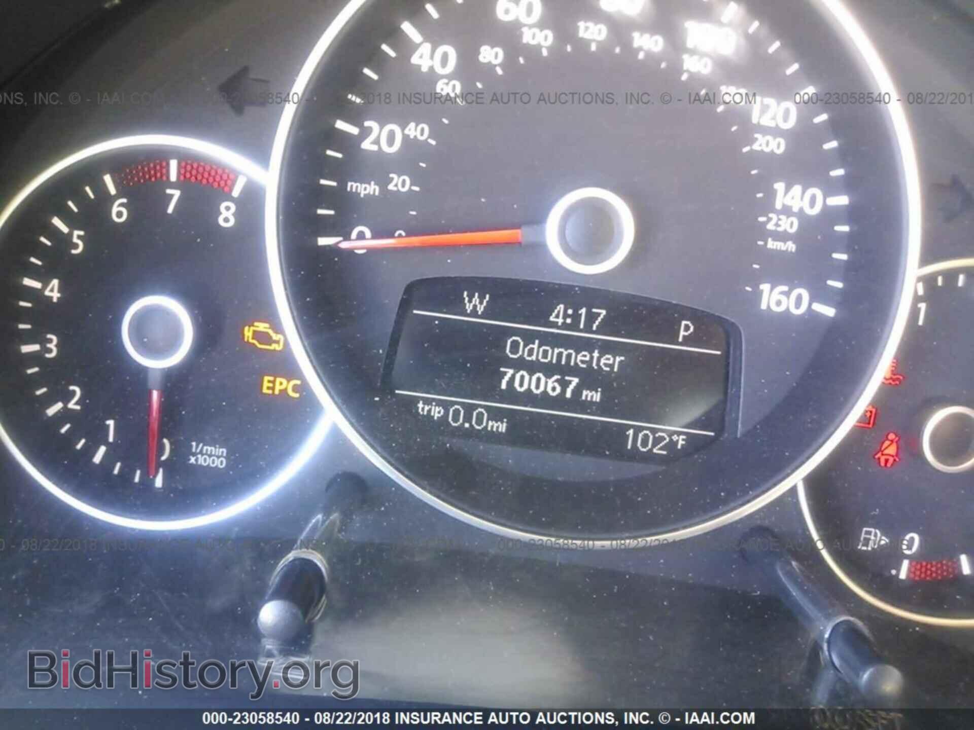 2012 Volkswagen Beetle - VIN: 3VWJP7AT7CM657930 - Фото 7